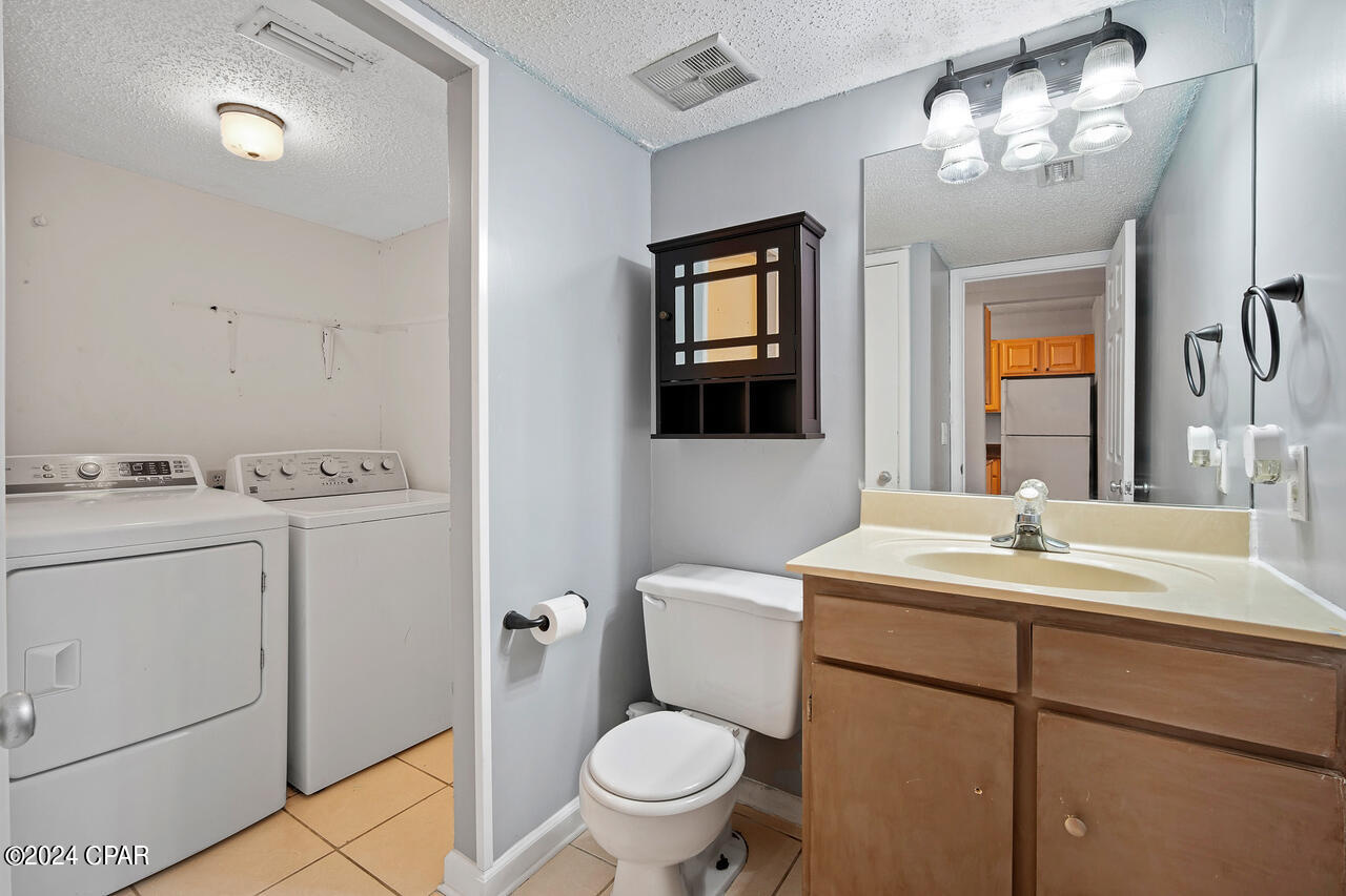 1025 W 19th Street 2B