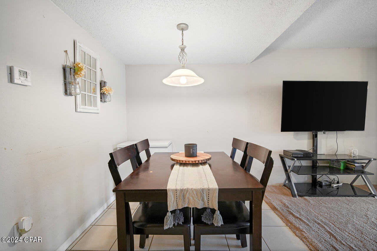 1025 W 19th Street 2B