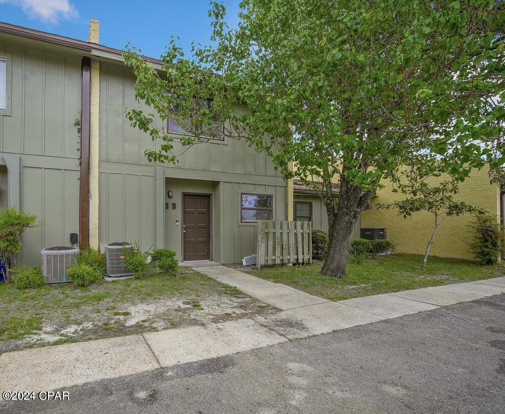 1025 W 19th Street 2B