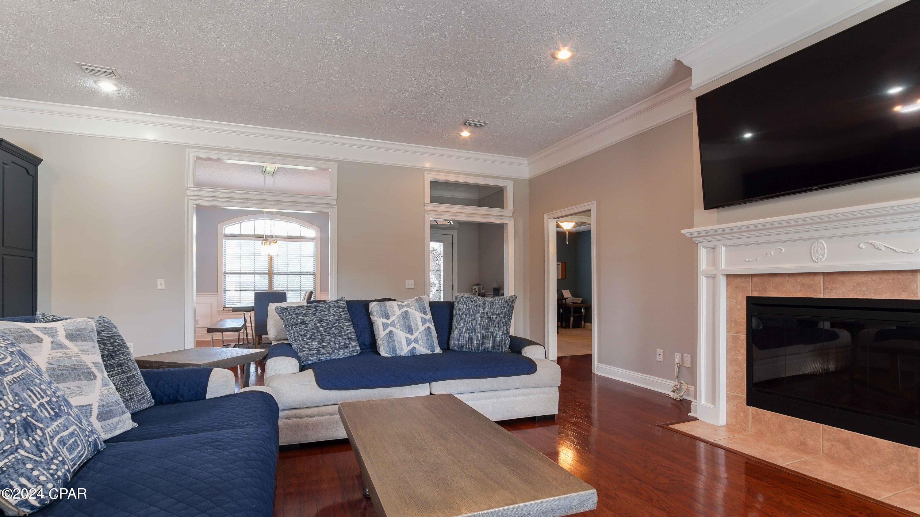 2214 Camryns Crossing