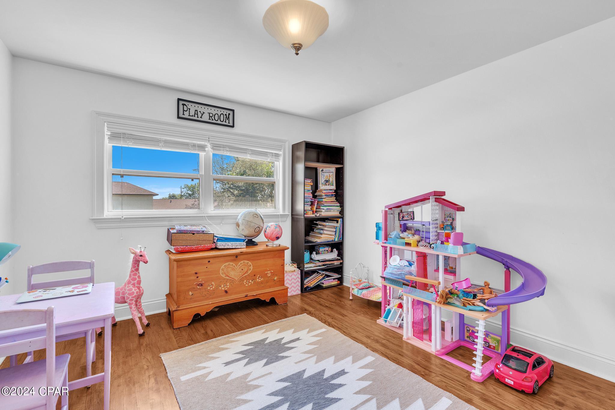 2348 Pretty Bayou Drive