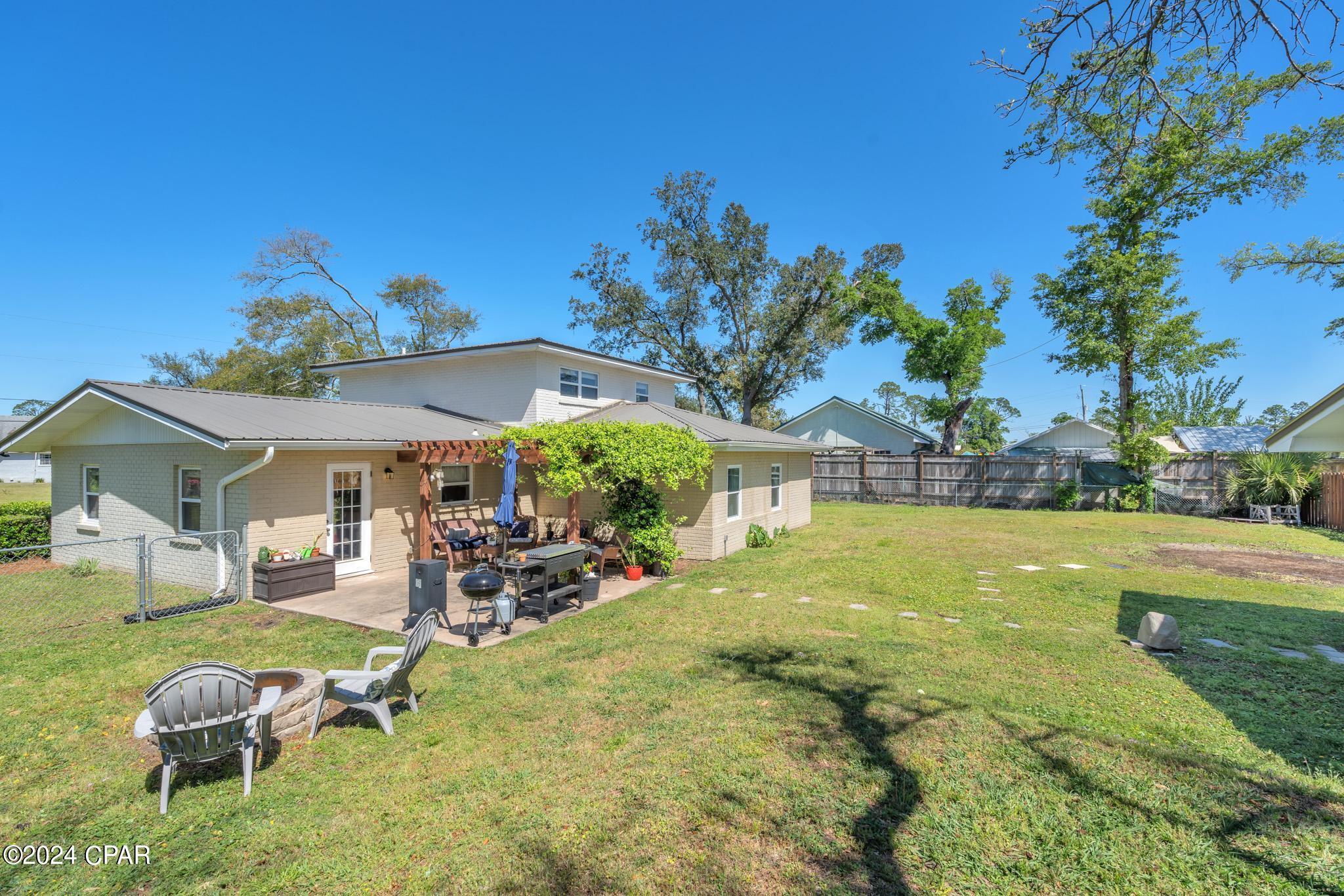 2348 Pretty Bayou Drive