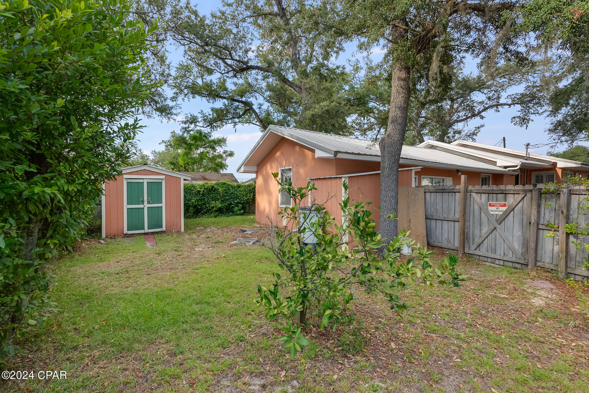 125 S Cove Boulevard