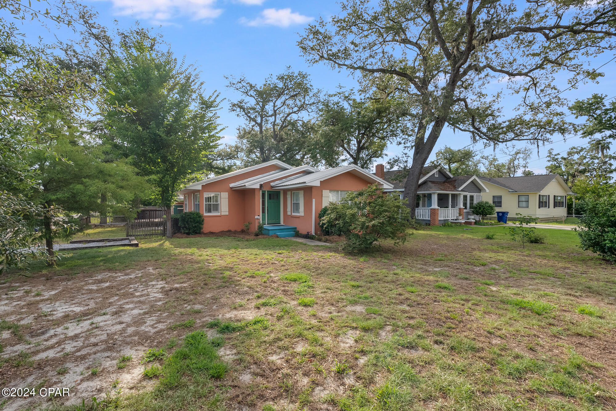 125 S Cove Boulevard