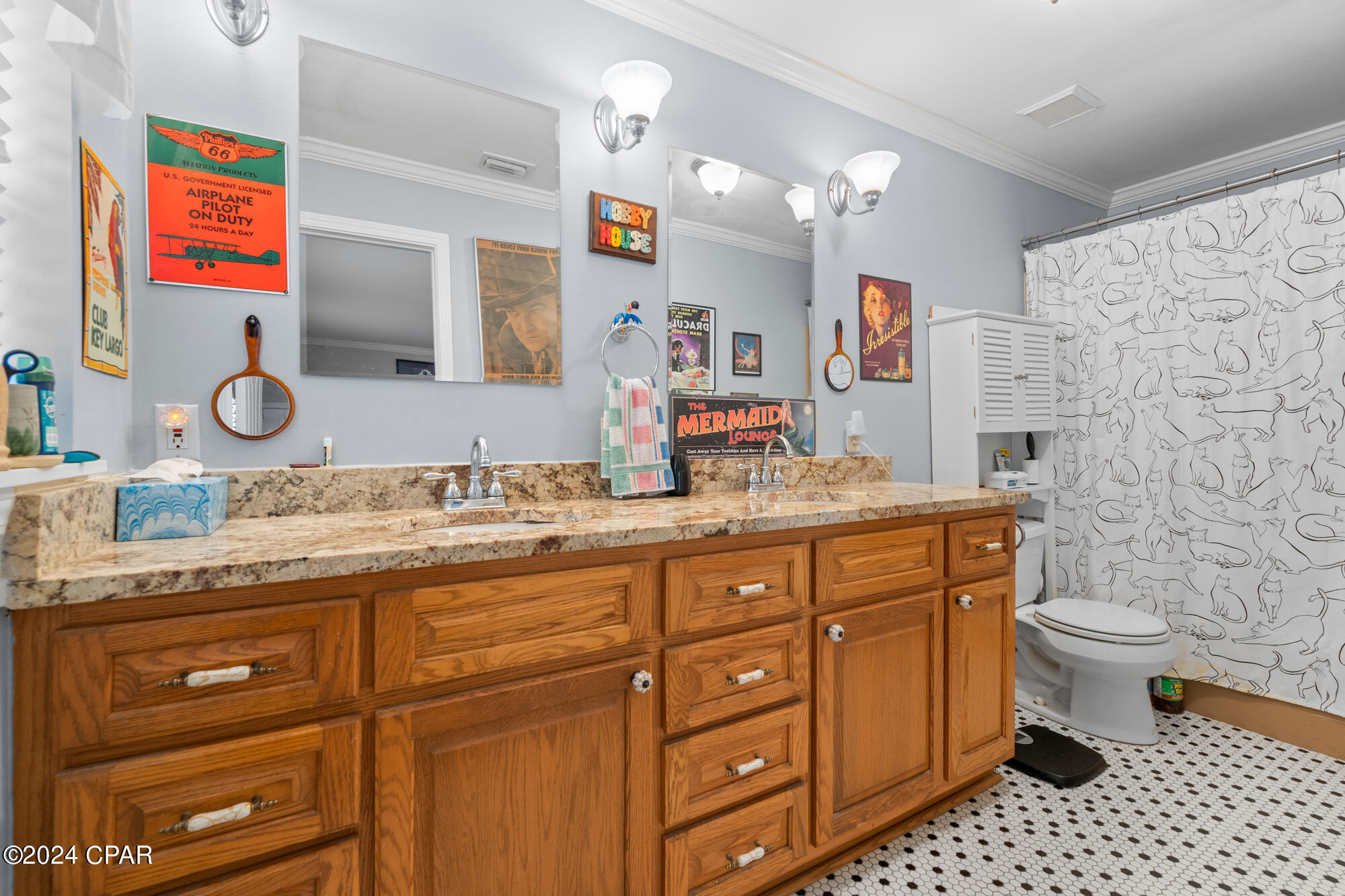 125 S Cove Boulevard