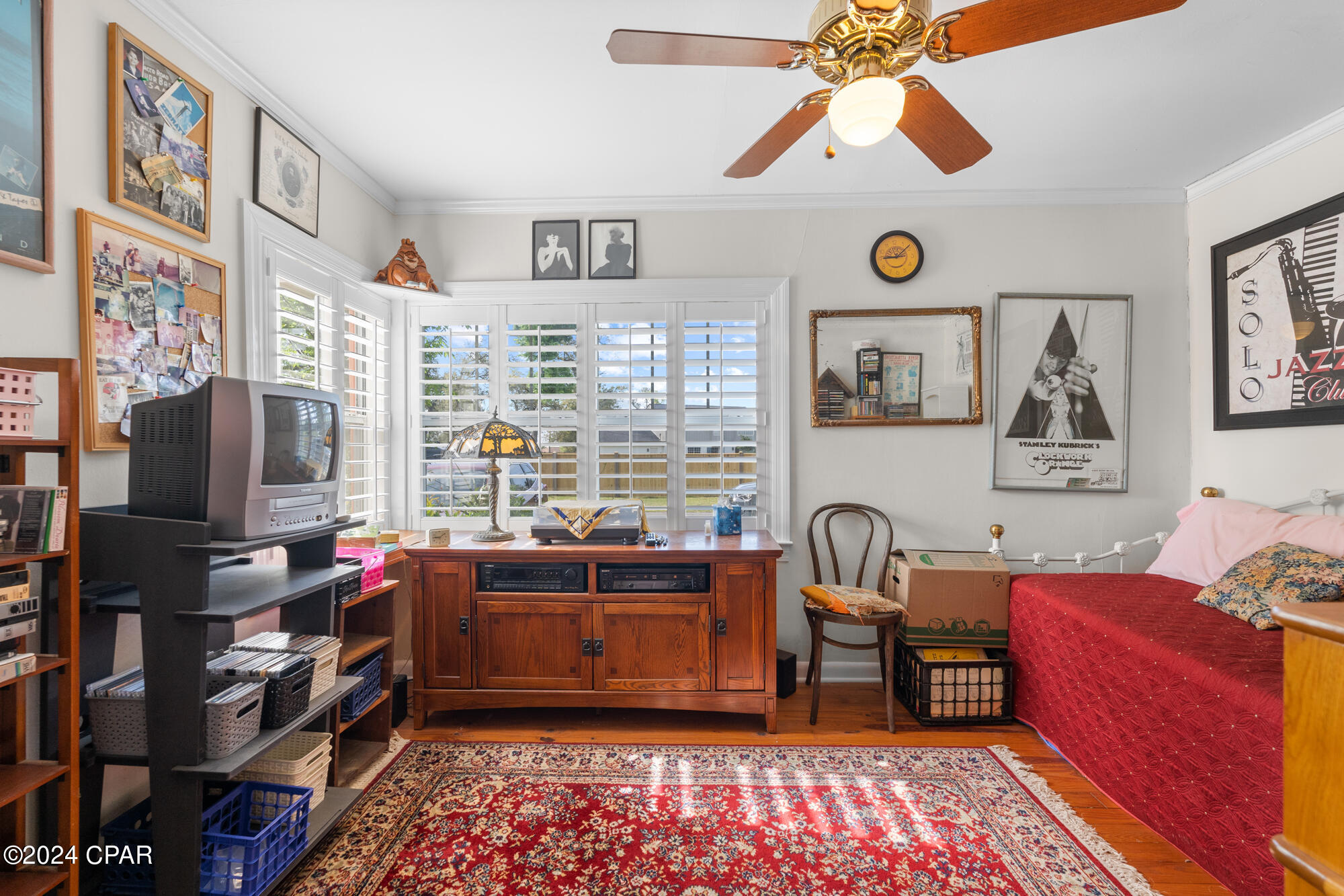 125 S Cove Boulevard