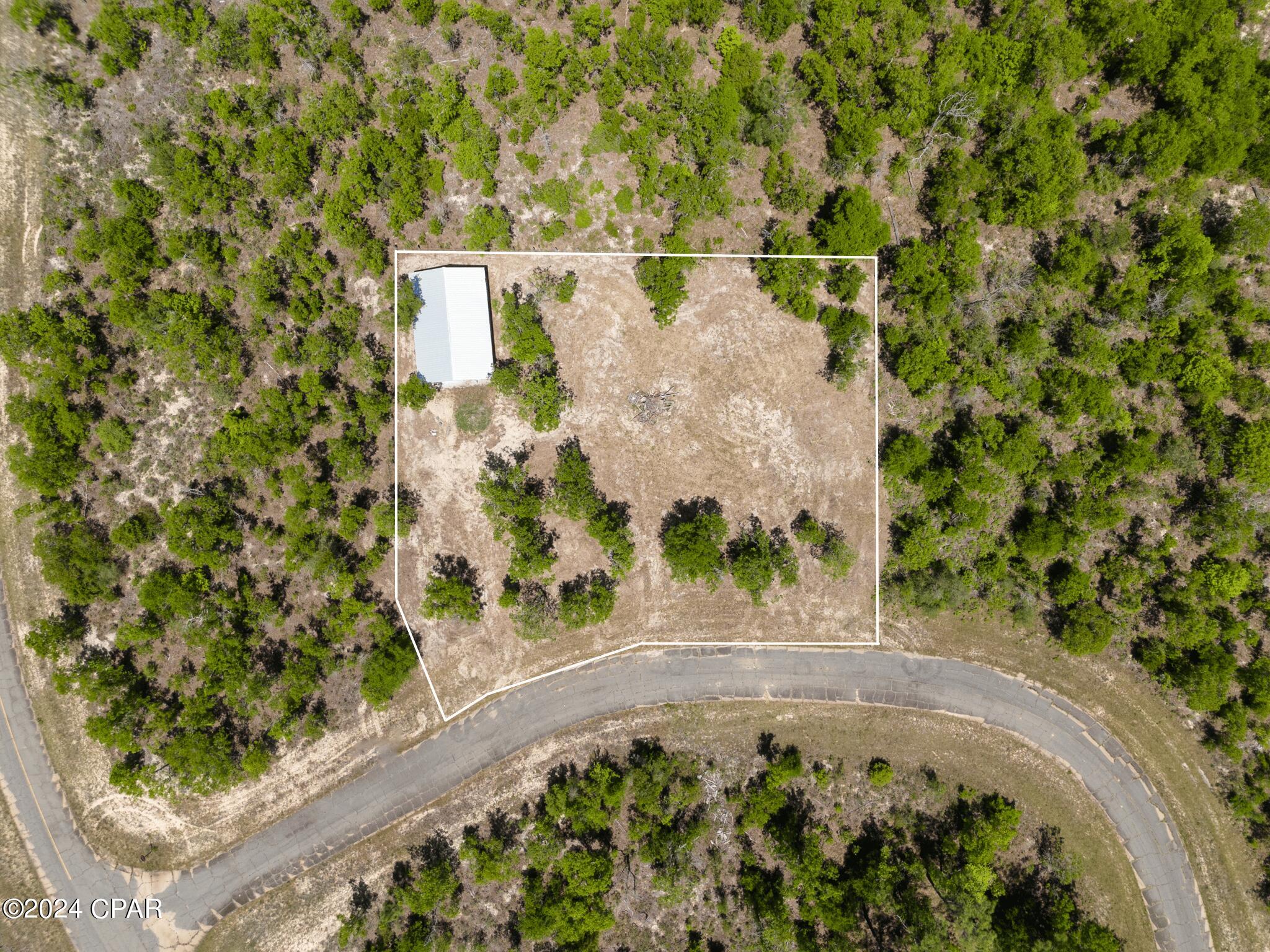 000 Roswell Circle