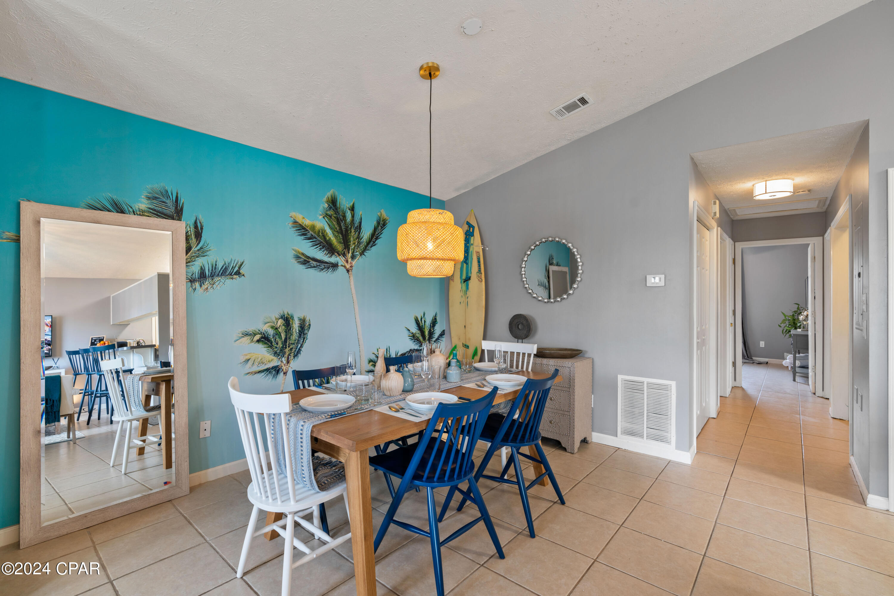 6205 Orange Plaza