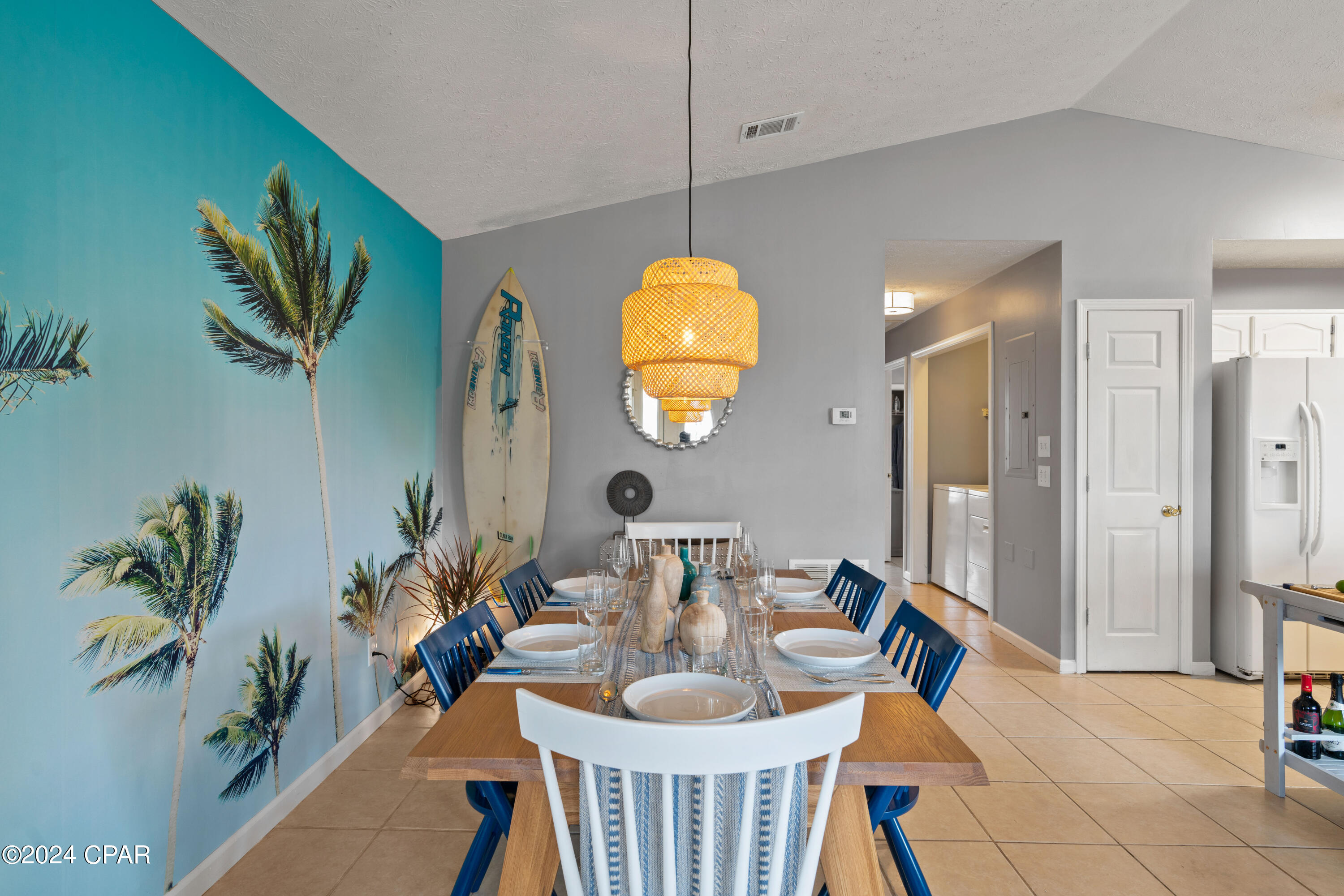 6205 Orange Plaza