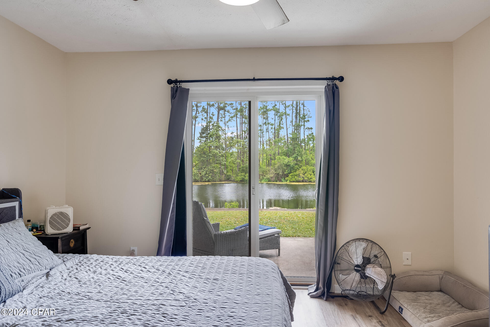 1048 W 11th Ct. W Court