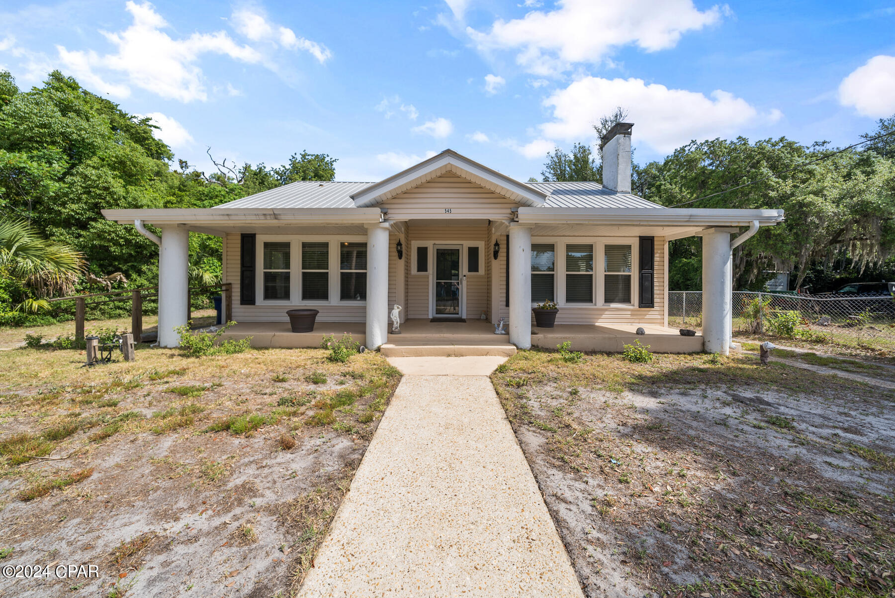 545 E 4th Street