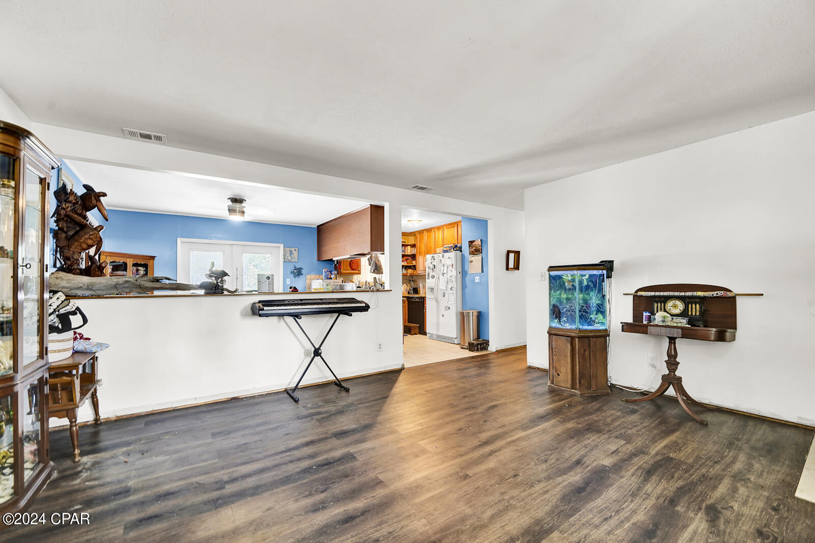 2805 Airport Road