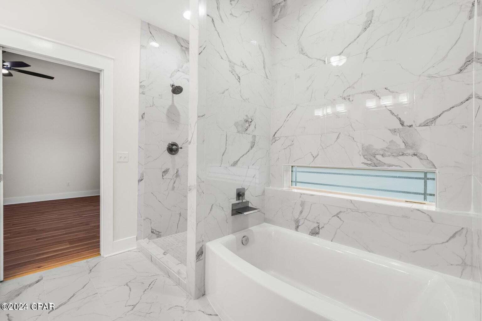 437 Paradise Boulevard