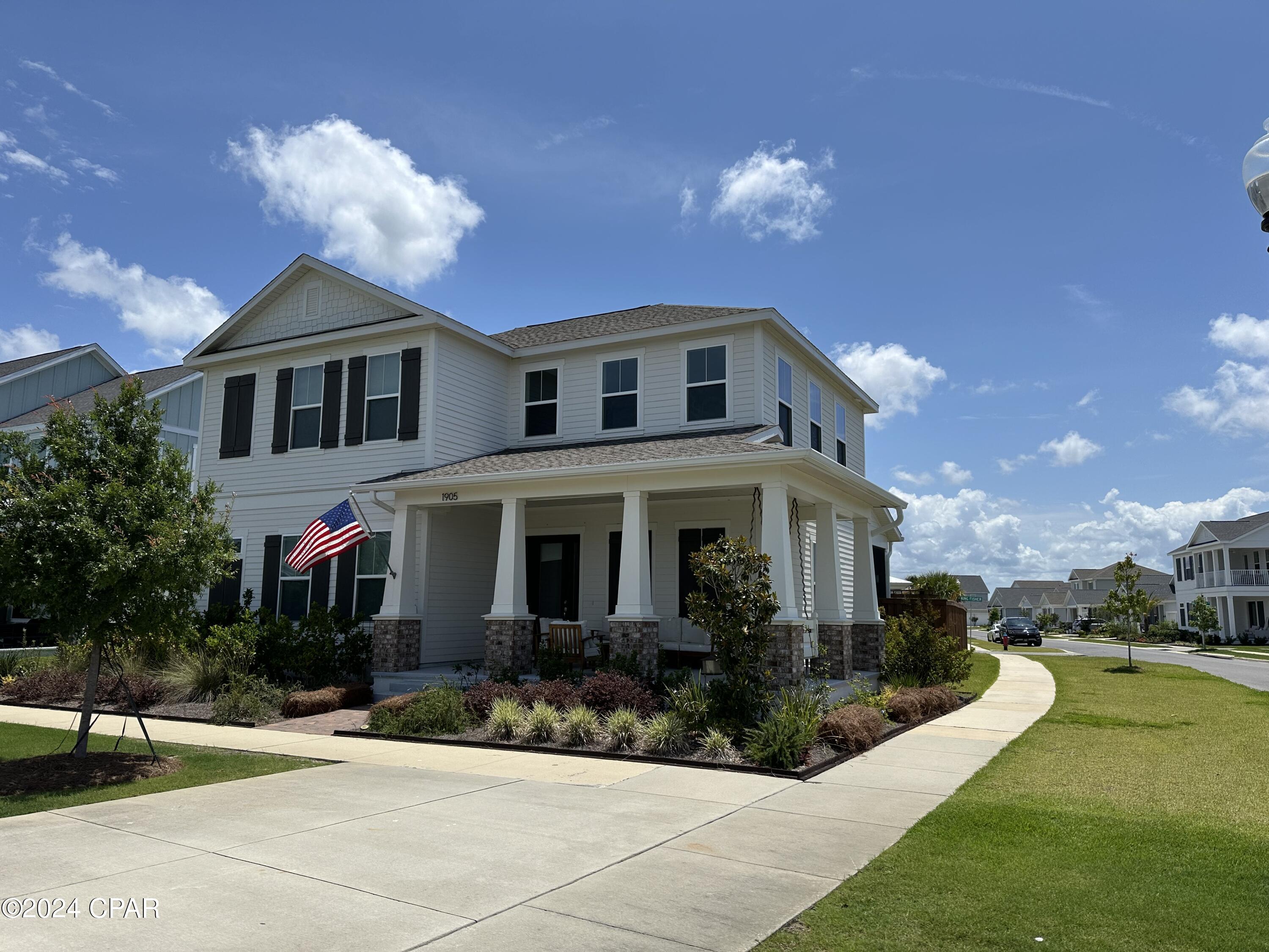 1905 Kingfisher Court