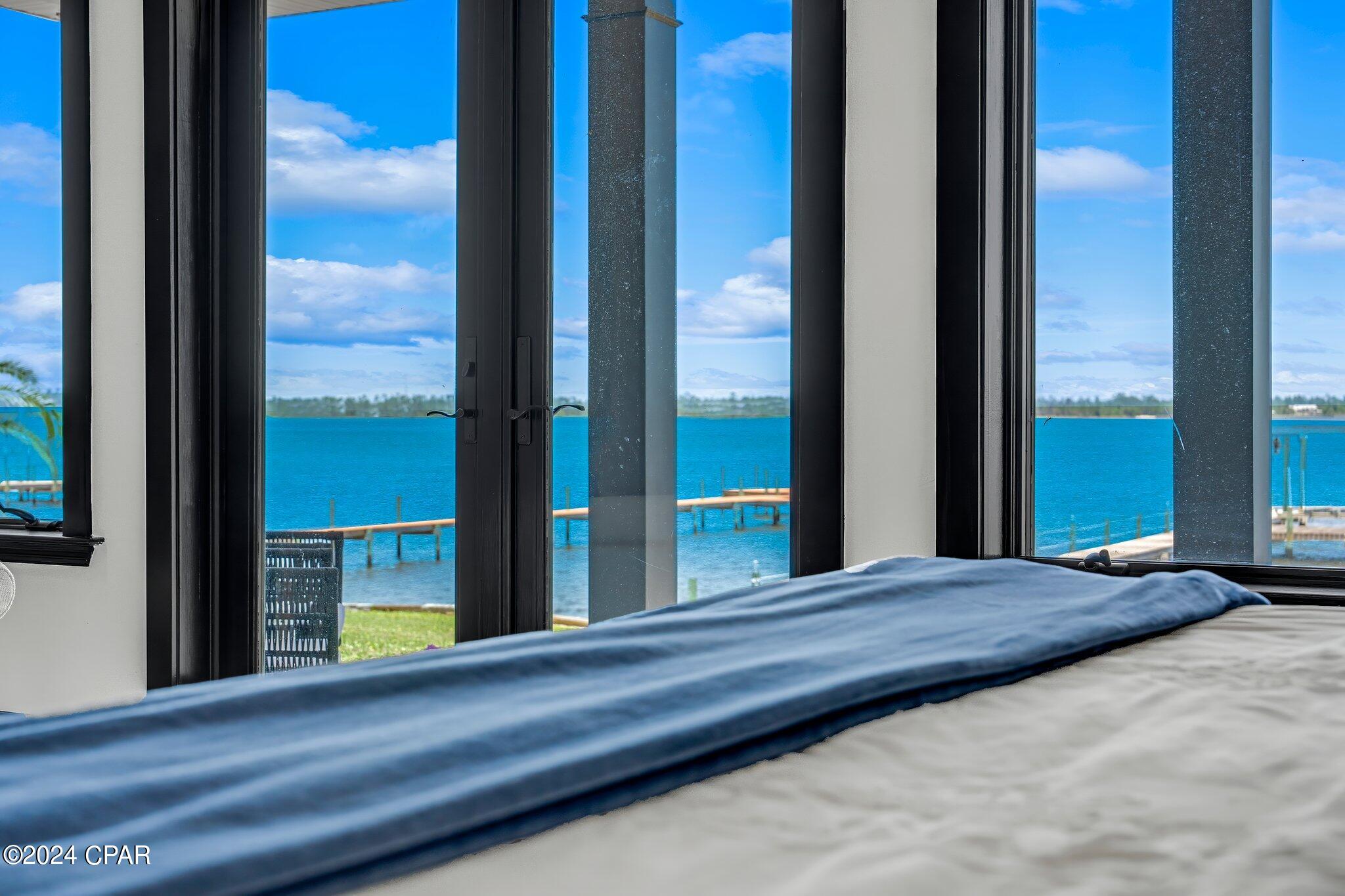 2202 Country Club Drive