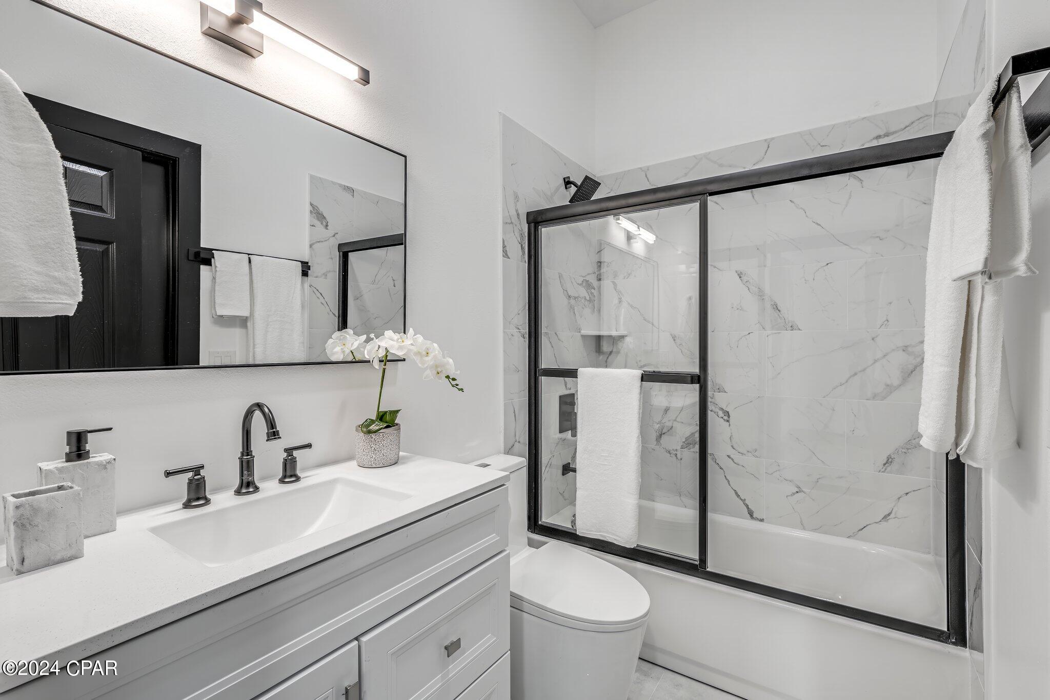 2202 Country Club Drive