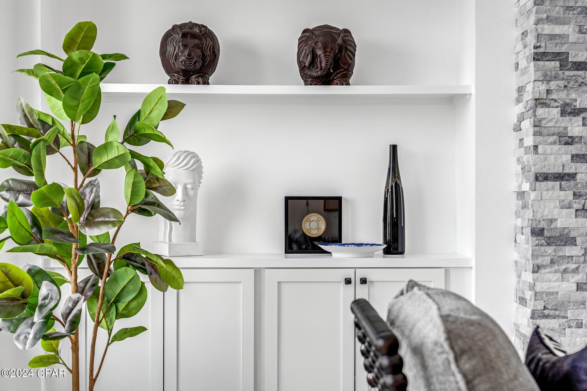 2202 Country Club Drive