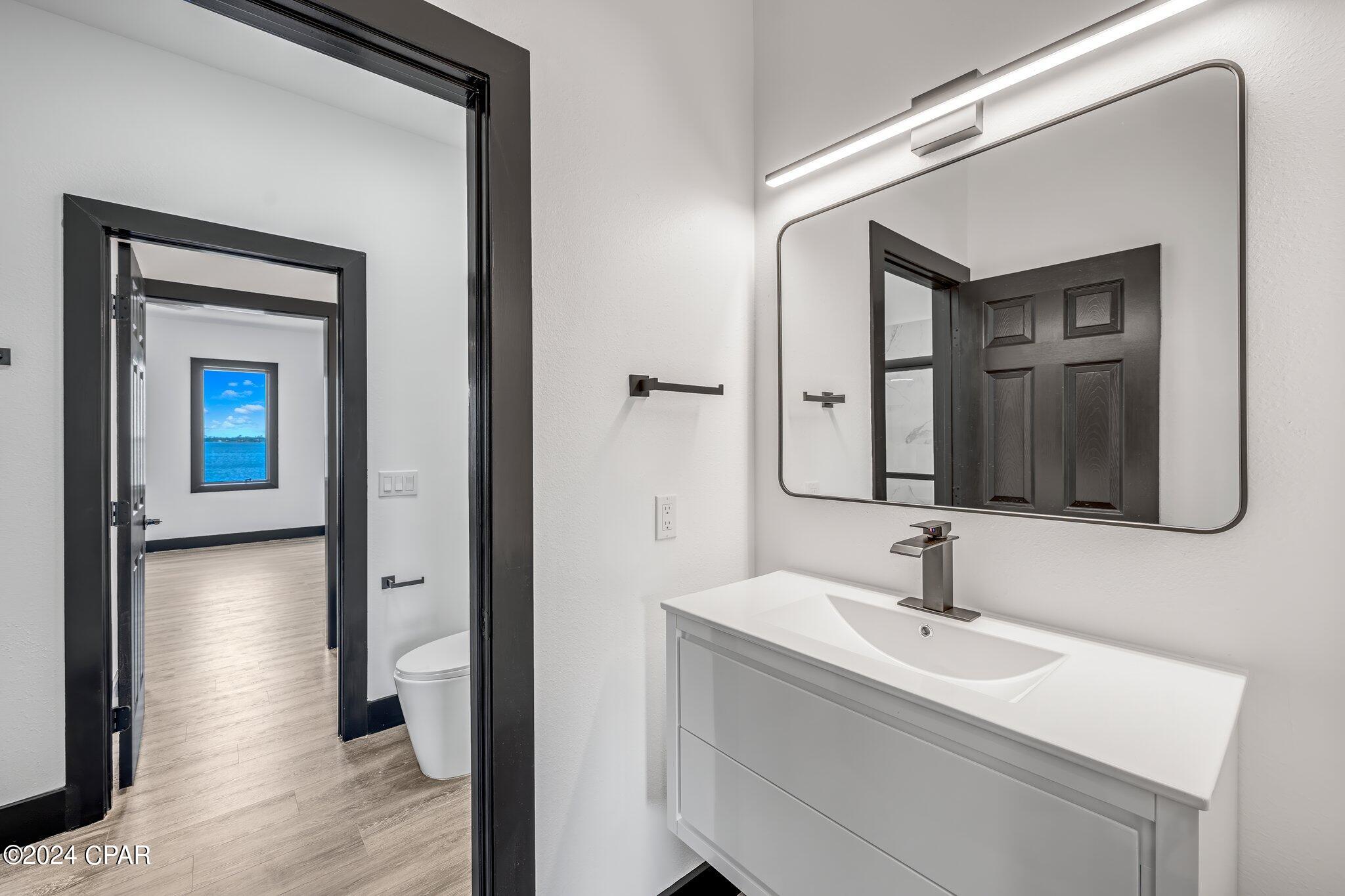 2202 Country Club Drive