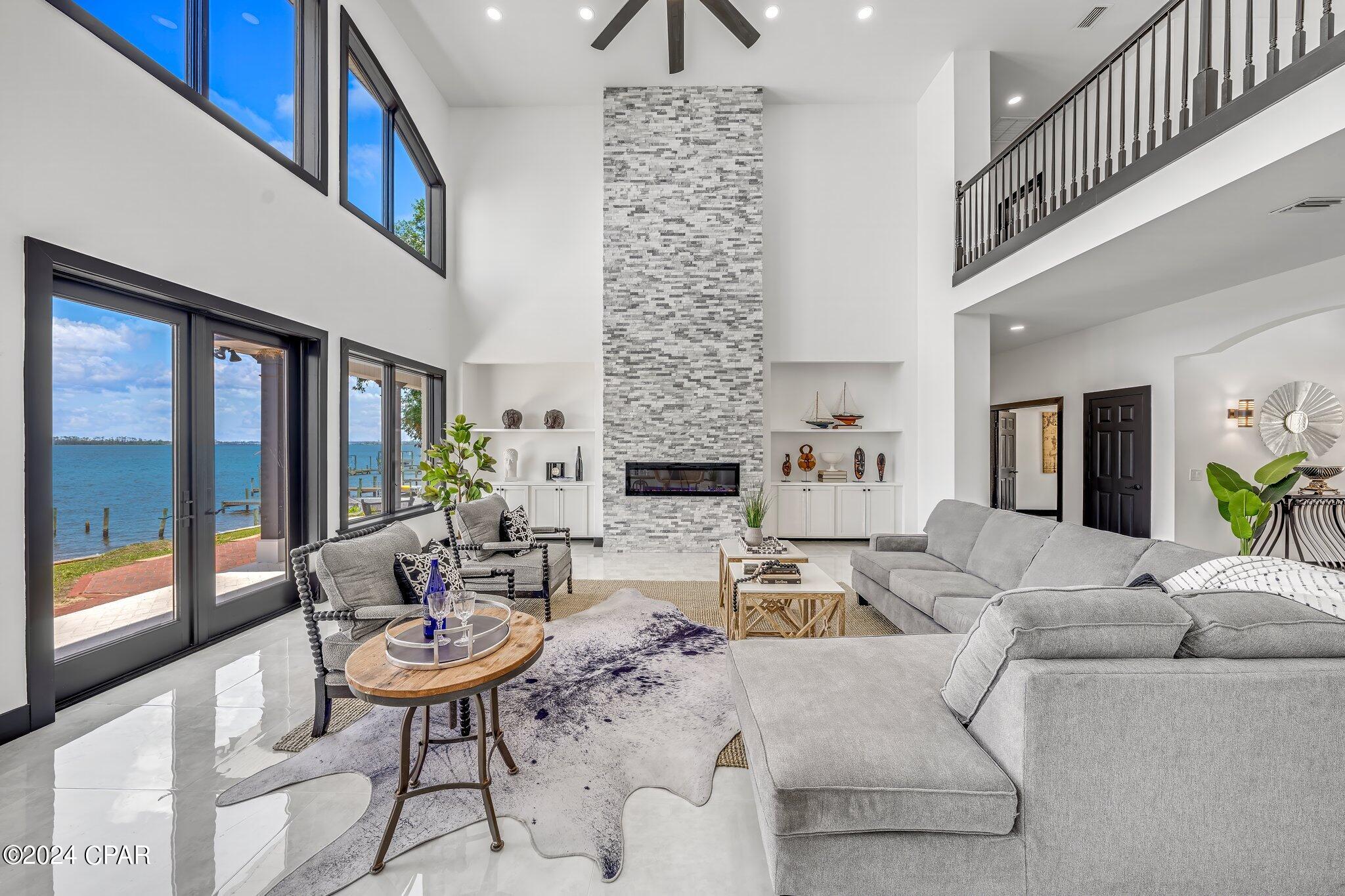 2202 Country Club Drive