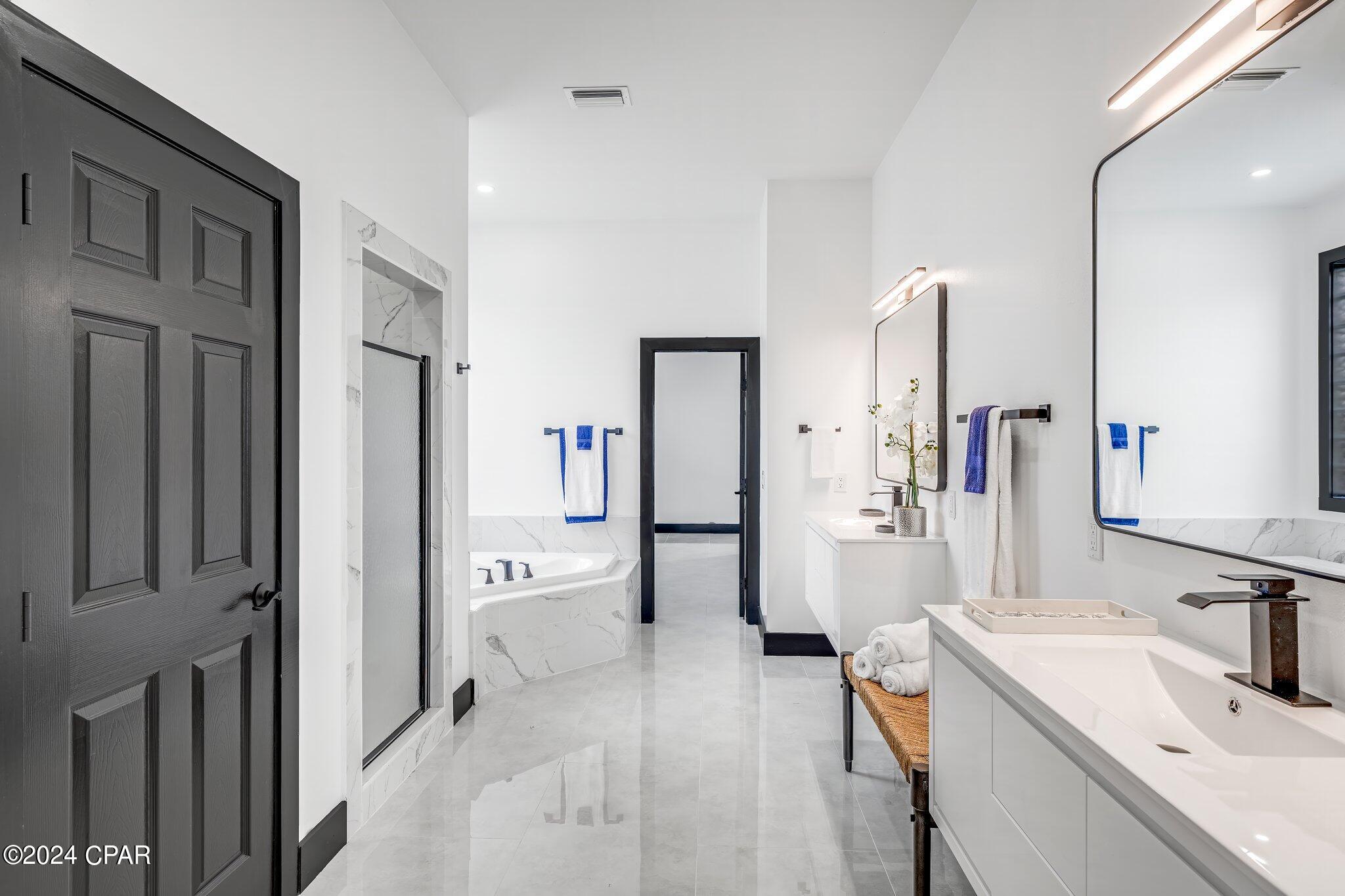 2202 Country Club Drive