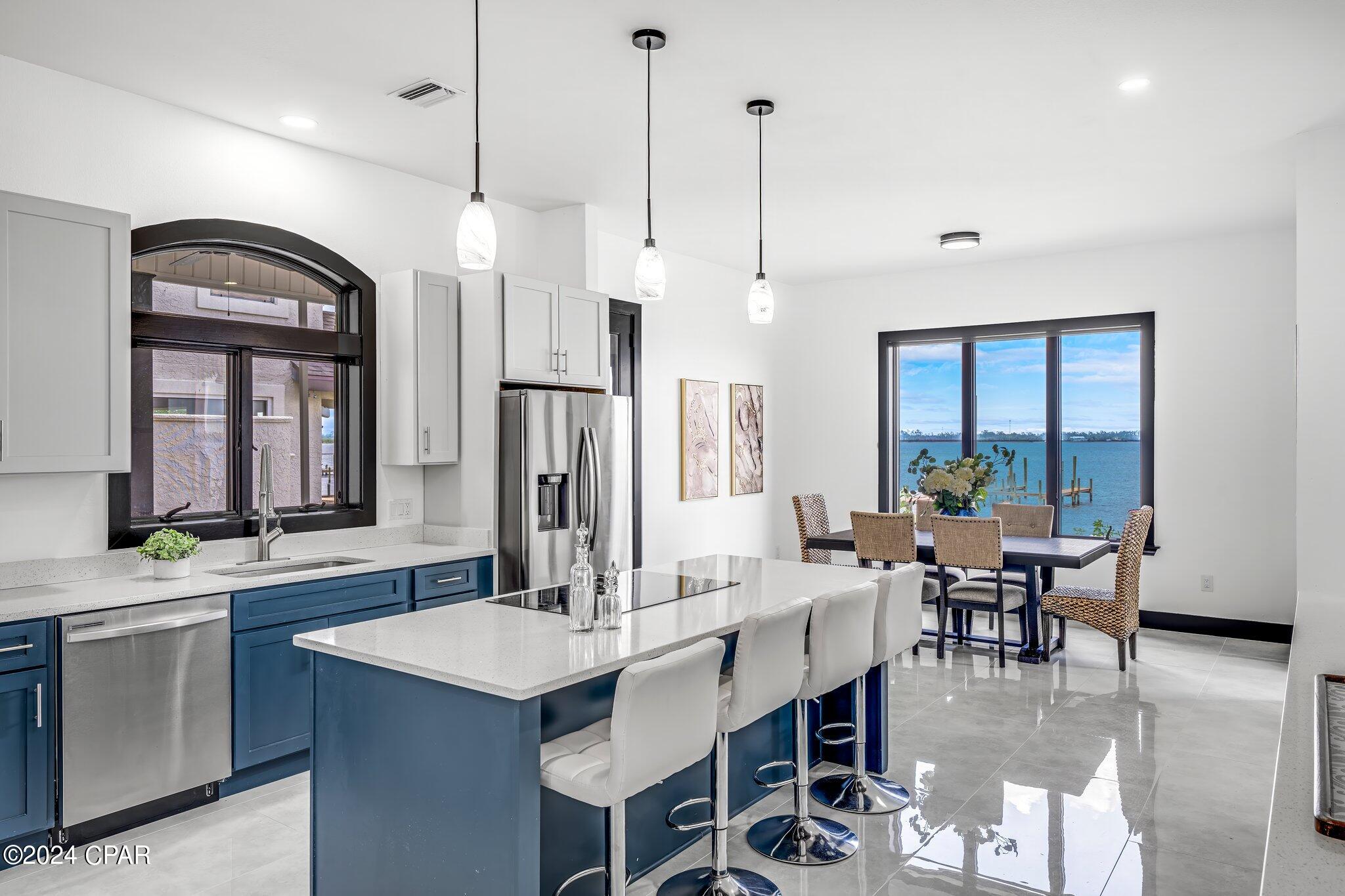 2202 Country Club Drive