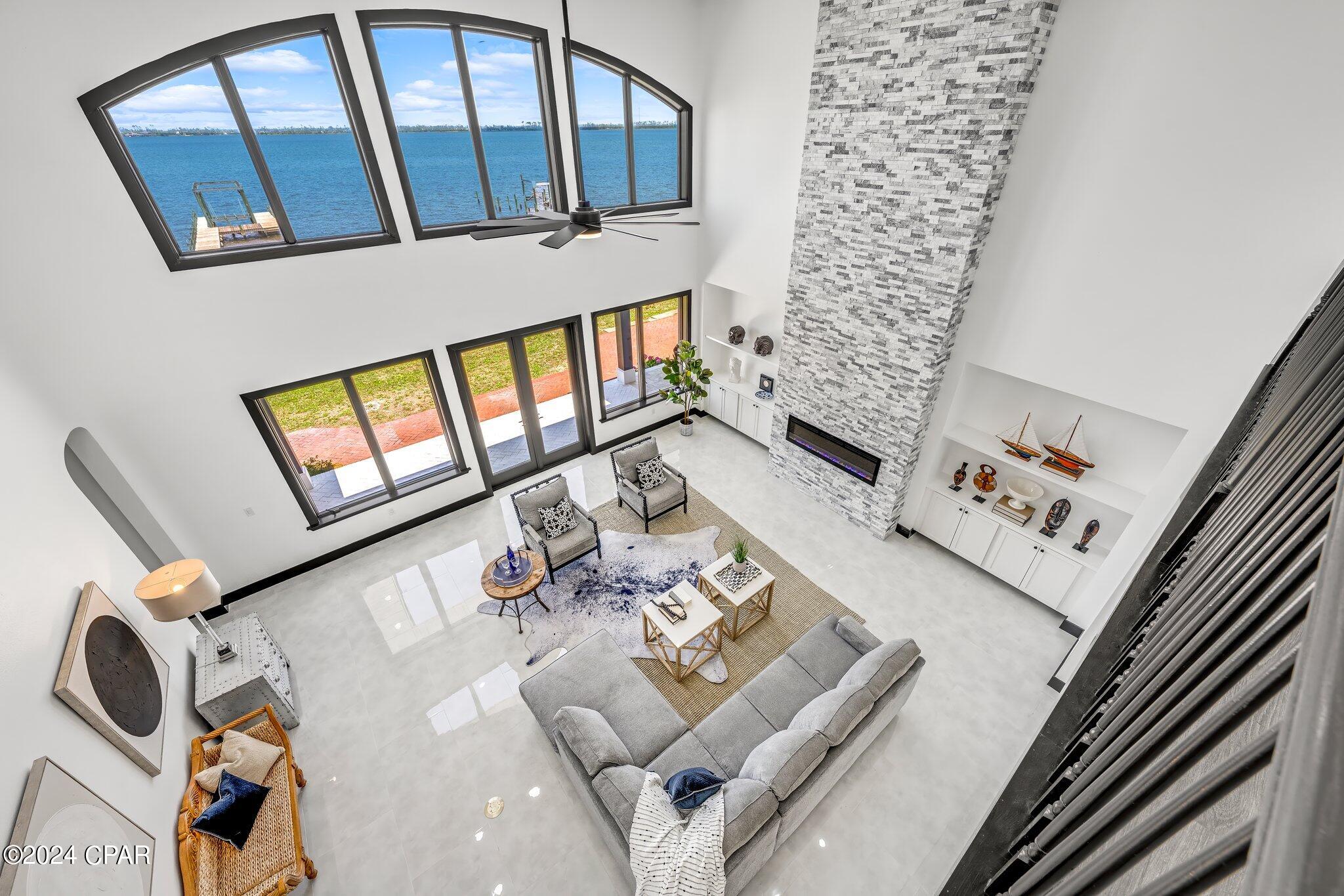 2202 Country Club Drive