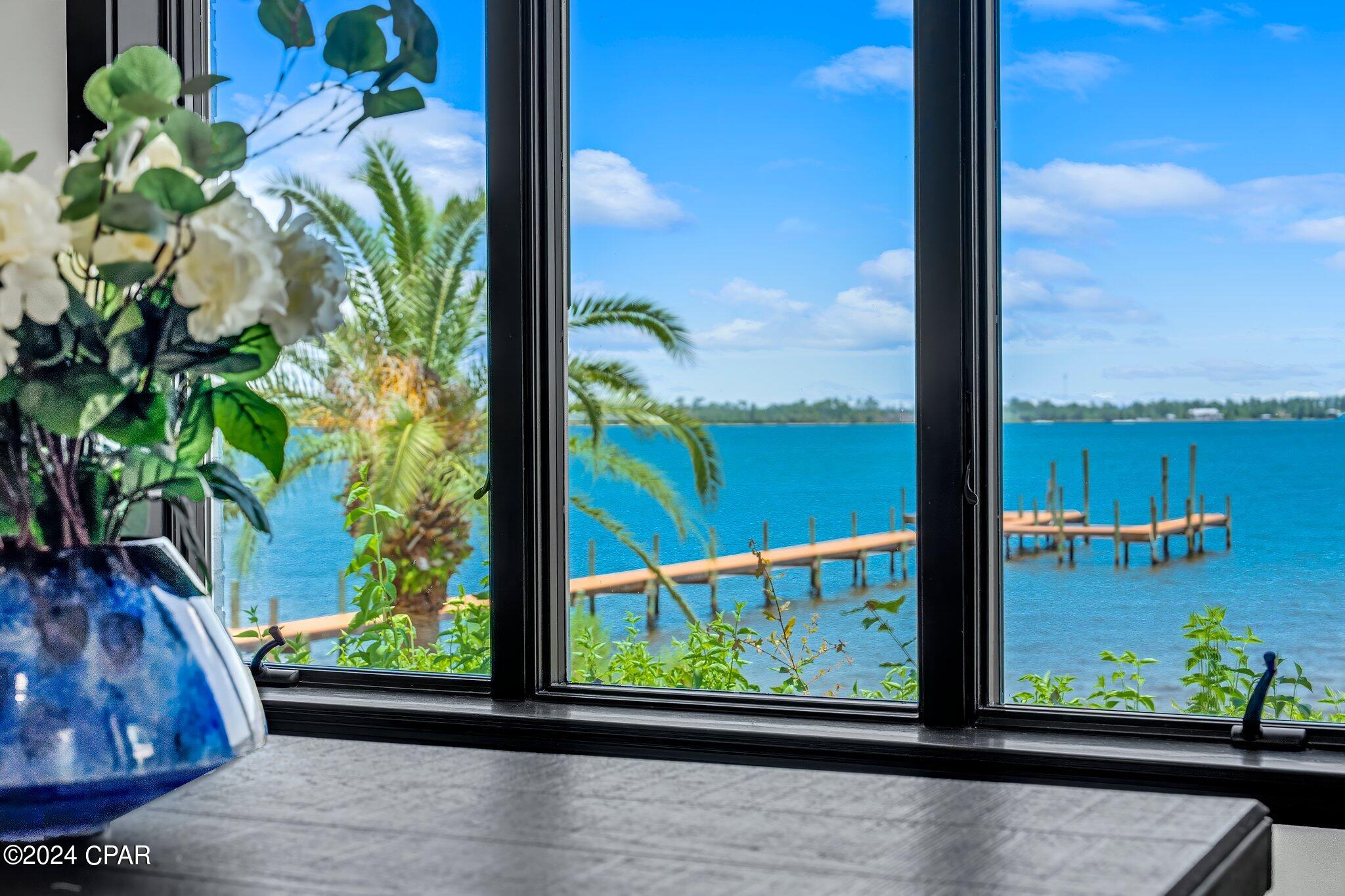 2202 Country Club Drive