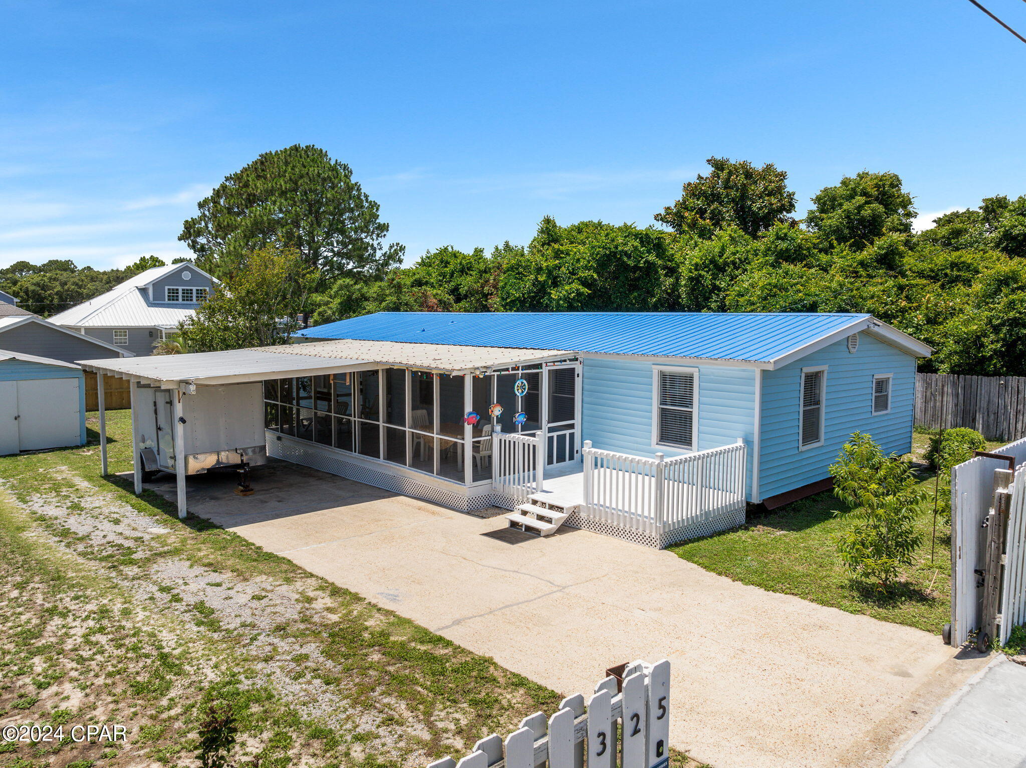 325 Palm Drive