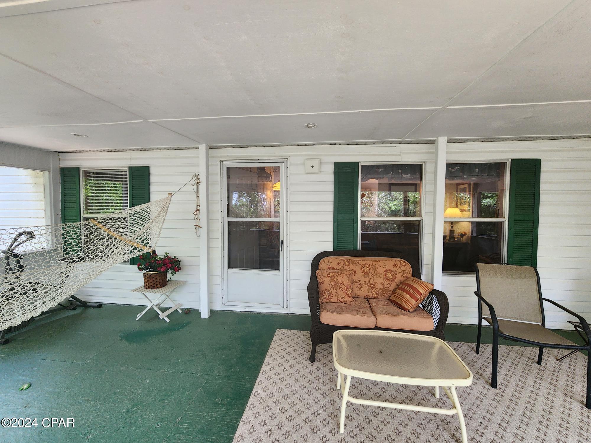 1043 Lake Retreat Drive