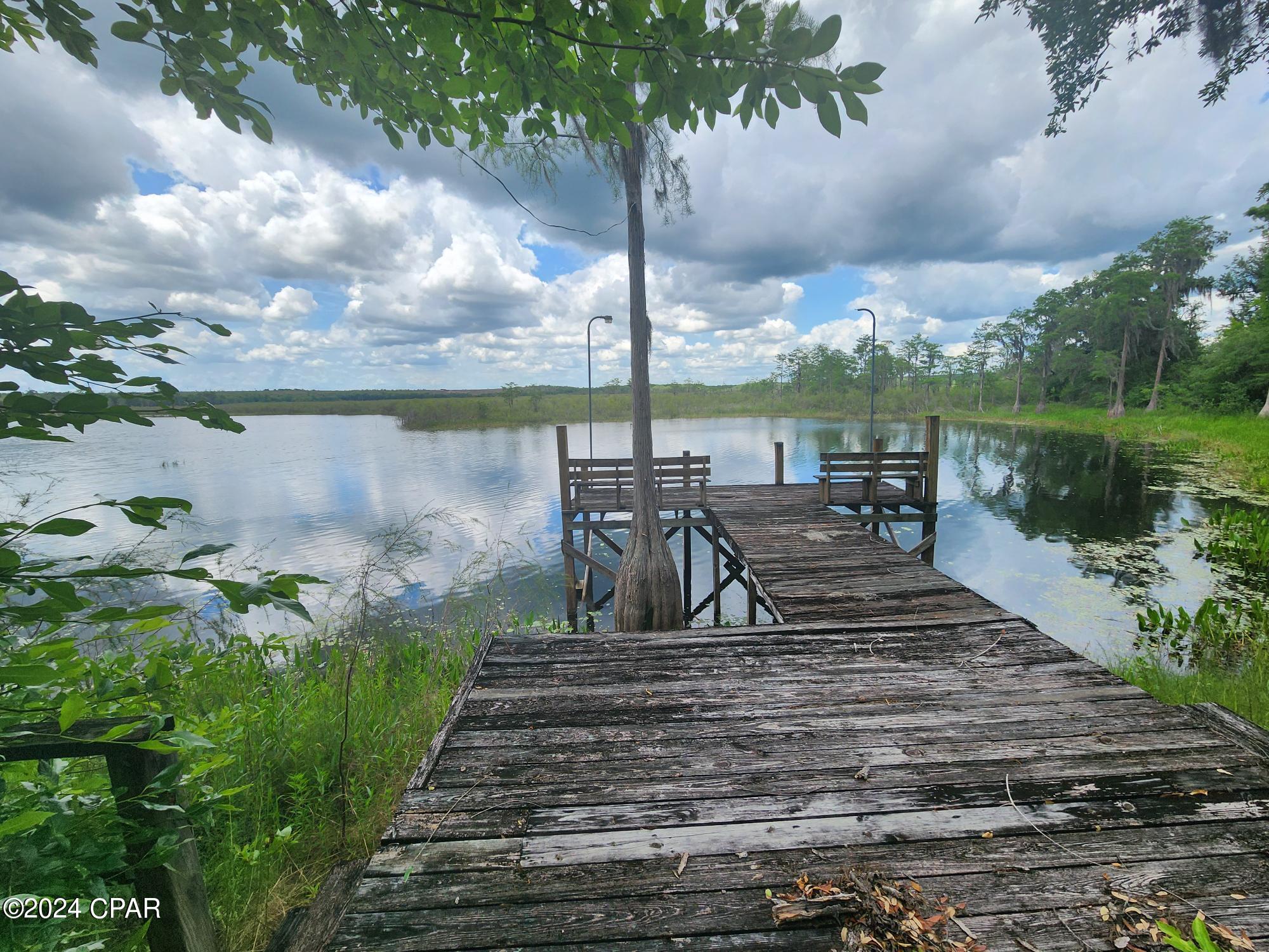 1043 Lake Retreat Drive