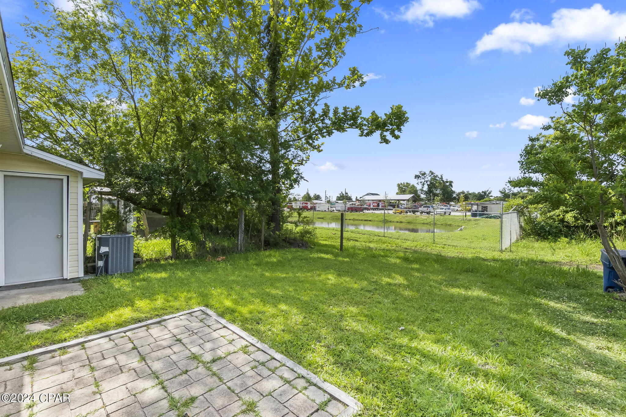 2716 Oak Hammock Drive