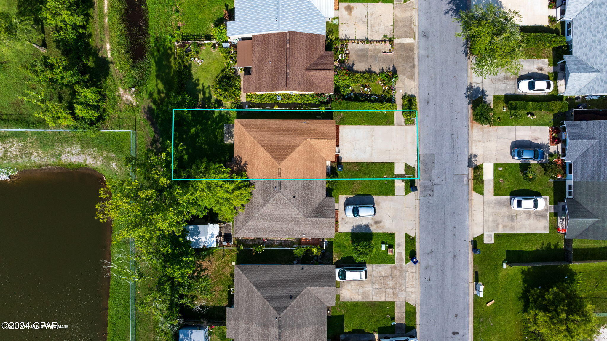 2716 Oak Hammock Drive