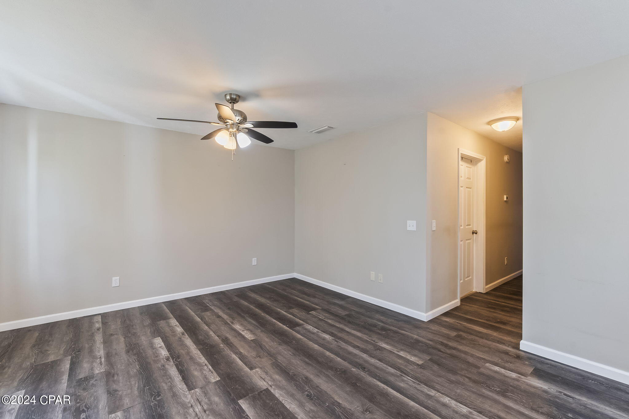 2716 Oak Hammock Drive