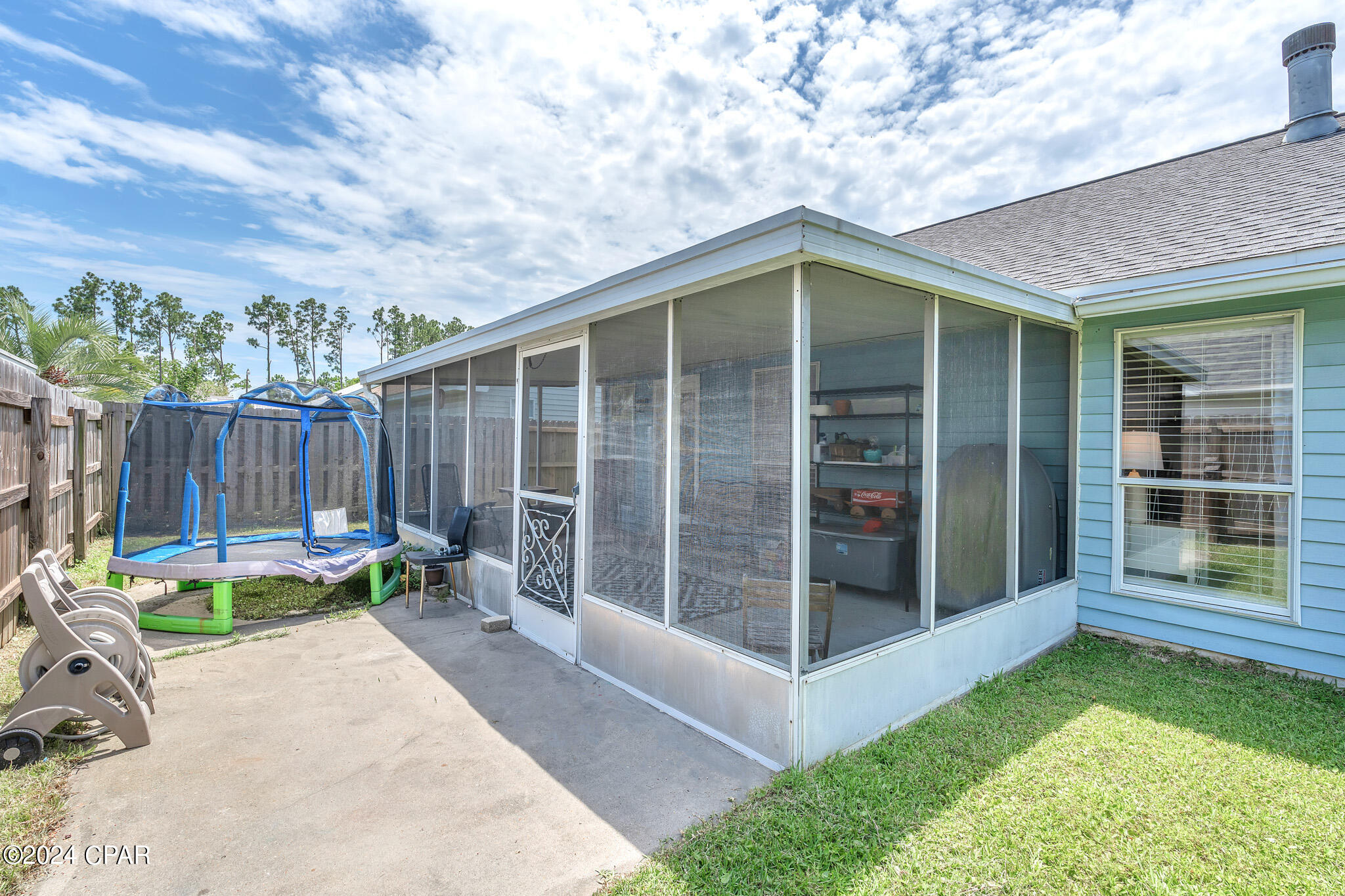 135 Heritage Circle