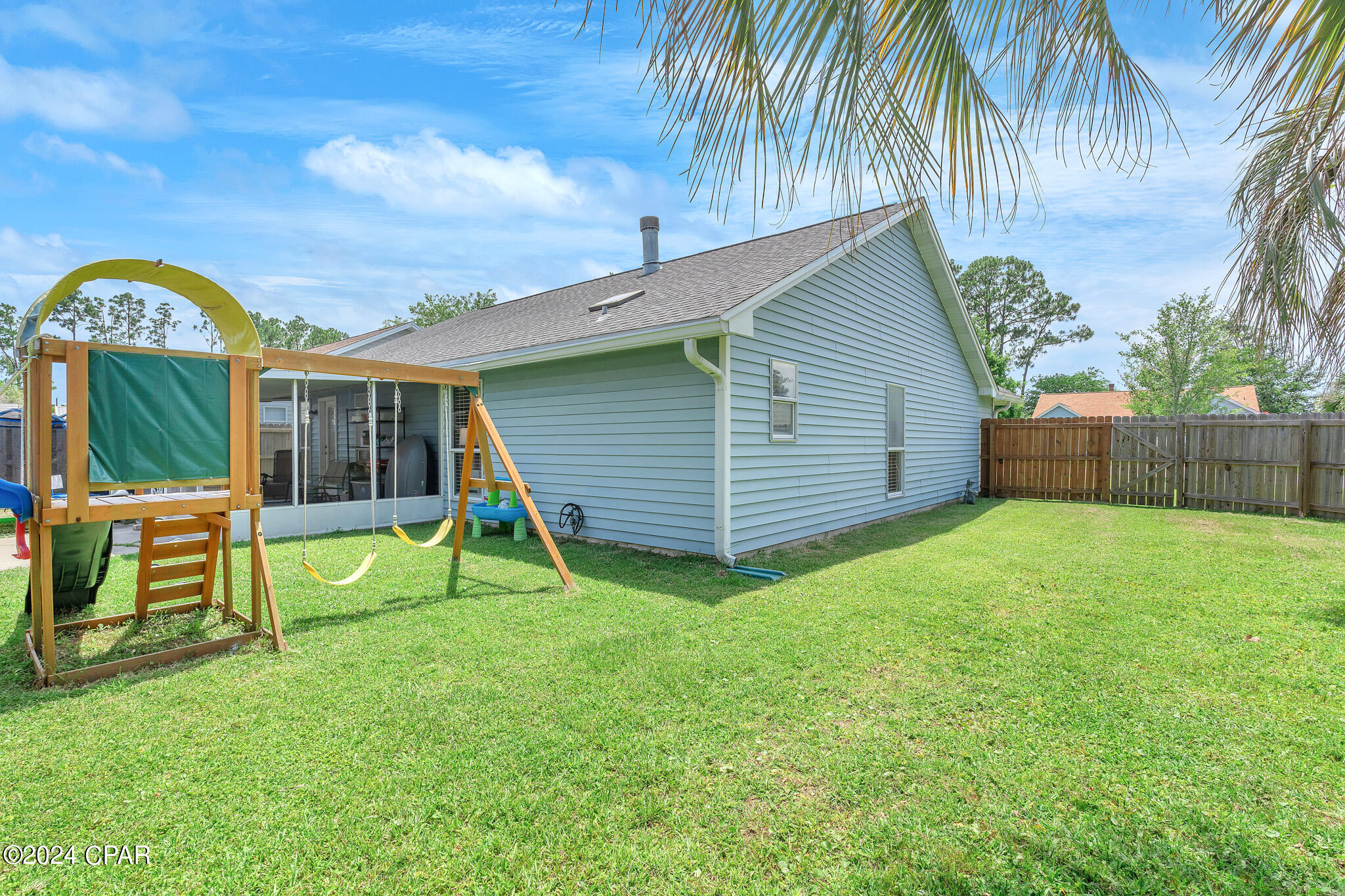 135 Heritage Circle