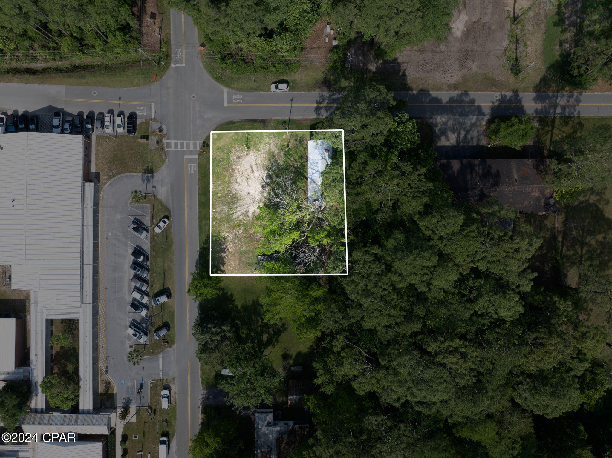 14822 School Drive
