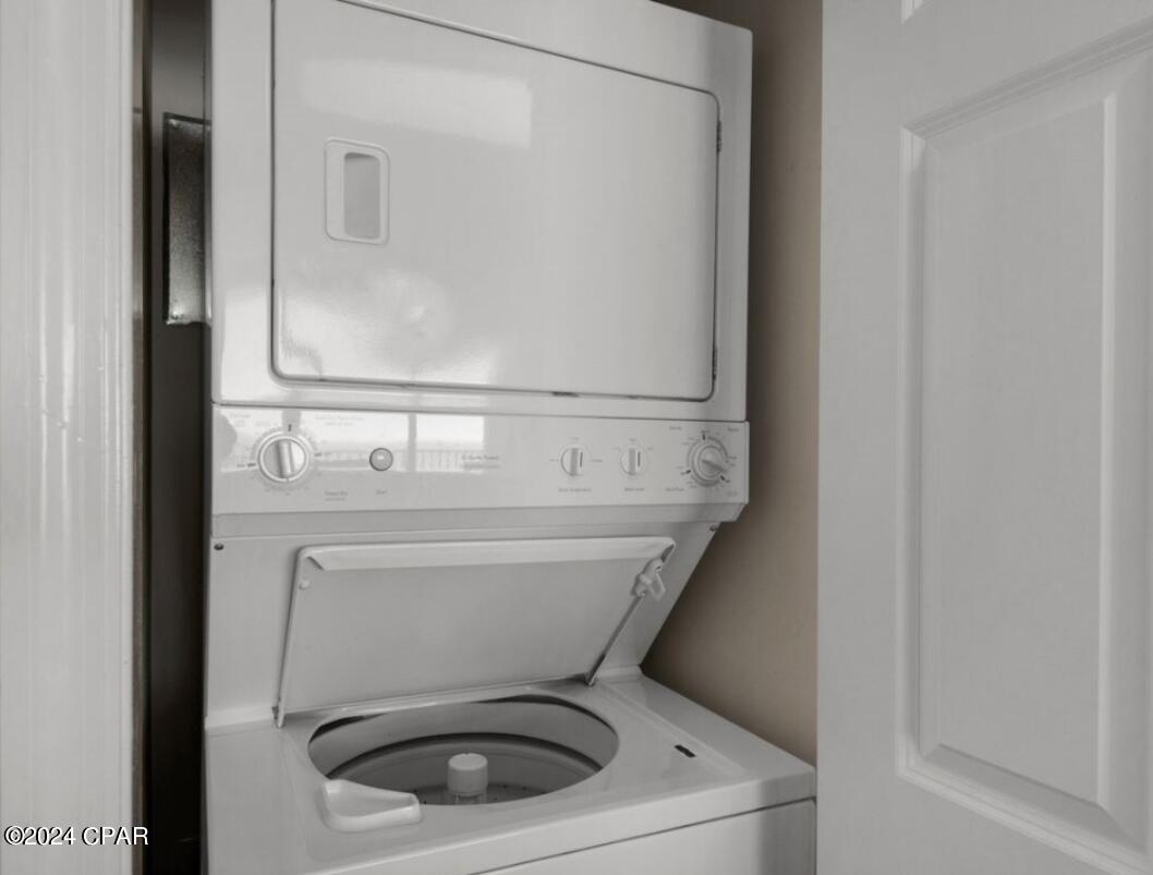 8743 Thomas Drive 805