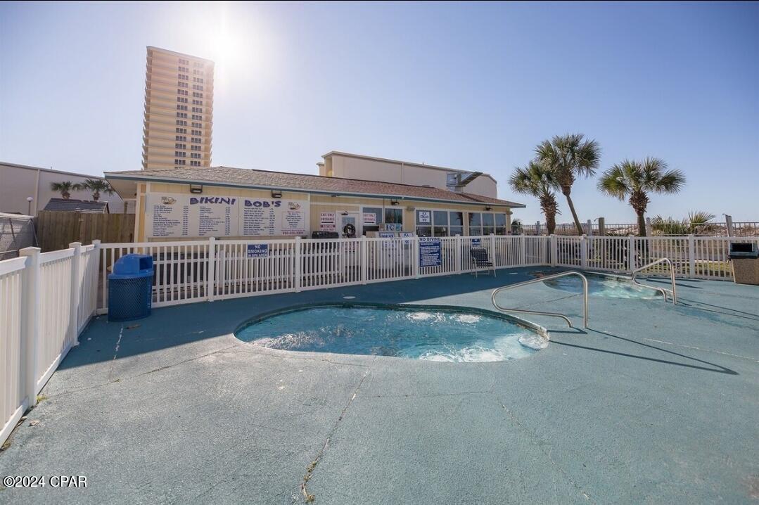 8743 Thomas Drive 805