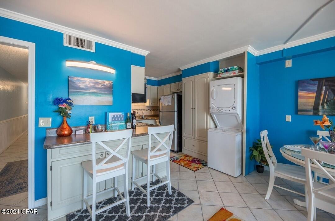 8743 Thomas Drive 805