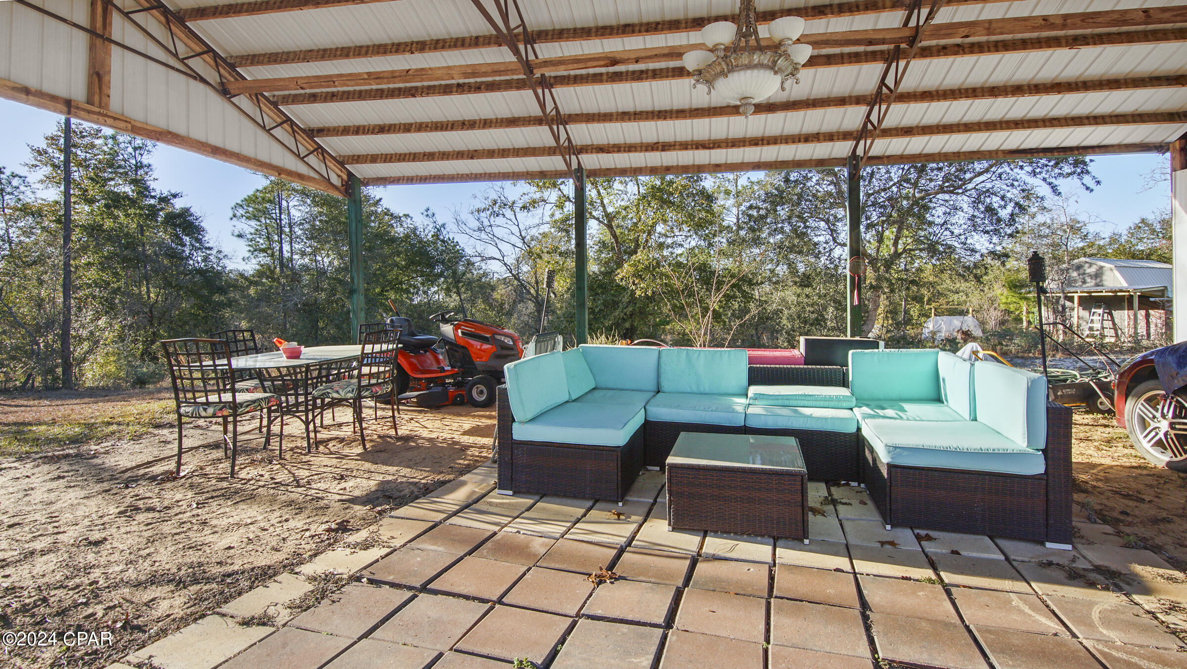 1202 Hampshire Boulevard