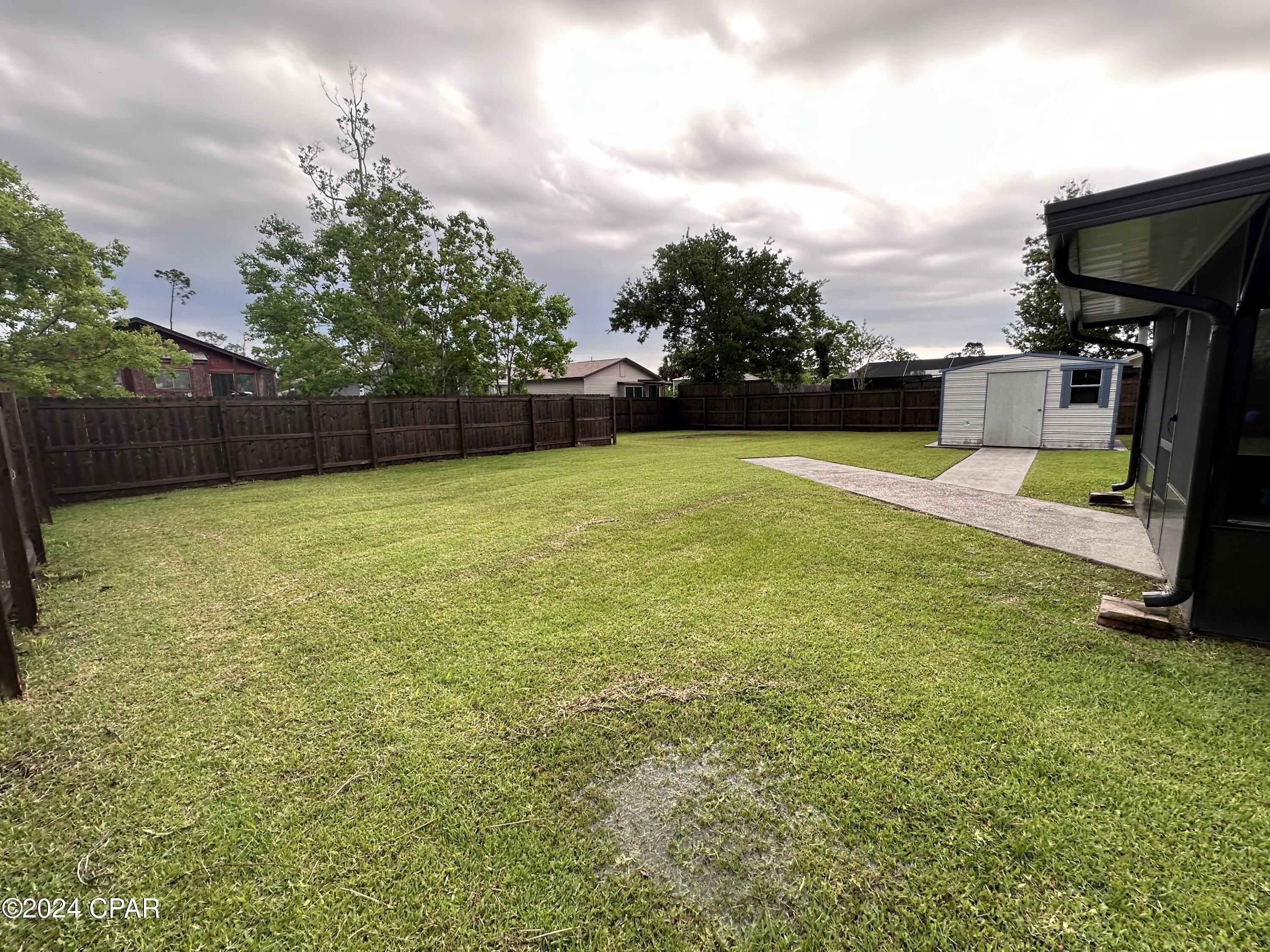 6047 Howard Road
