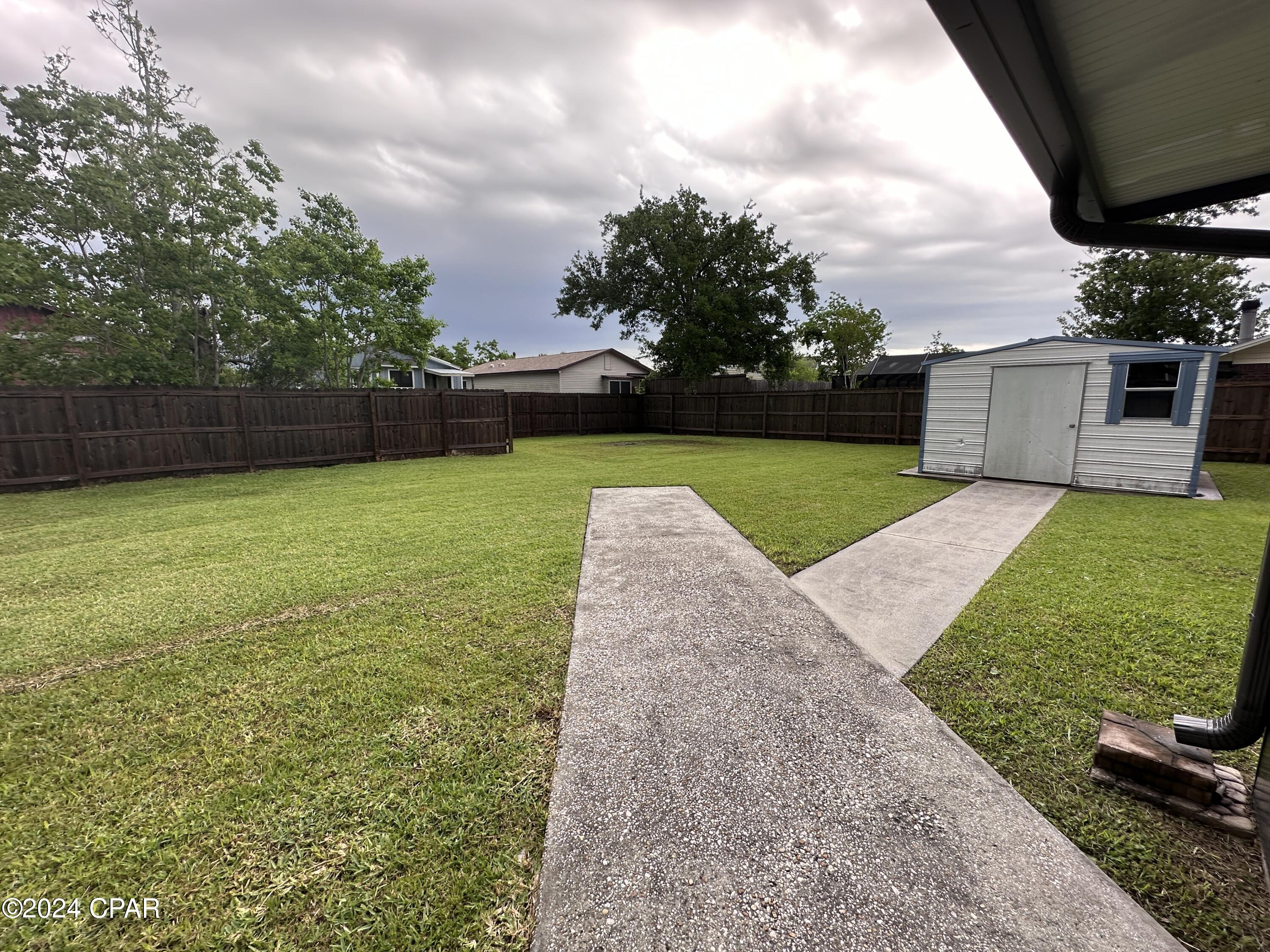 6047 Howard Road