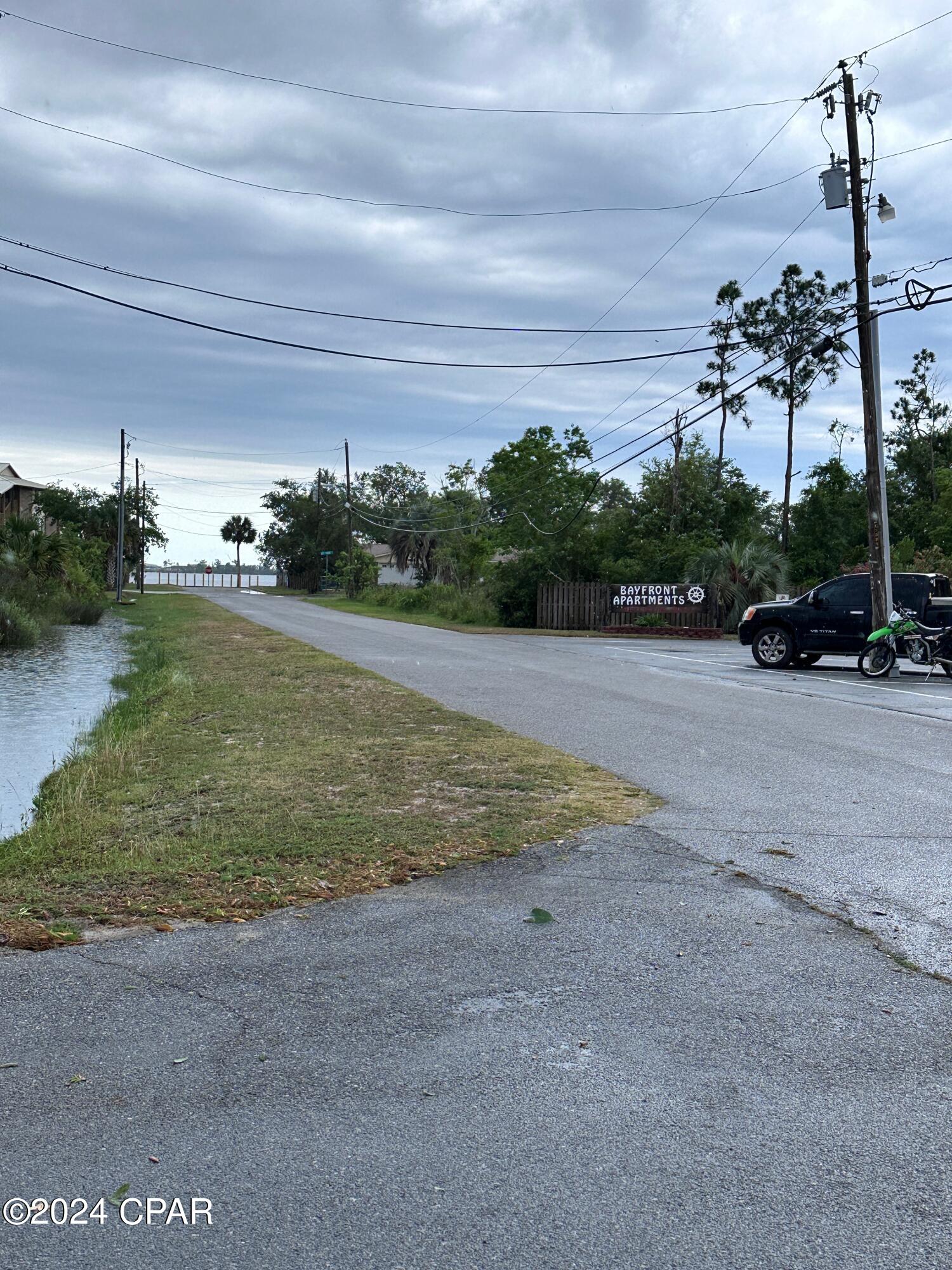 6047 Howard Road