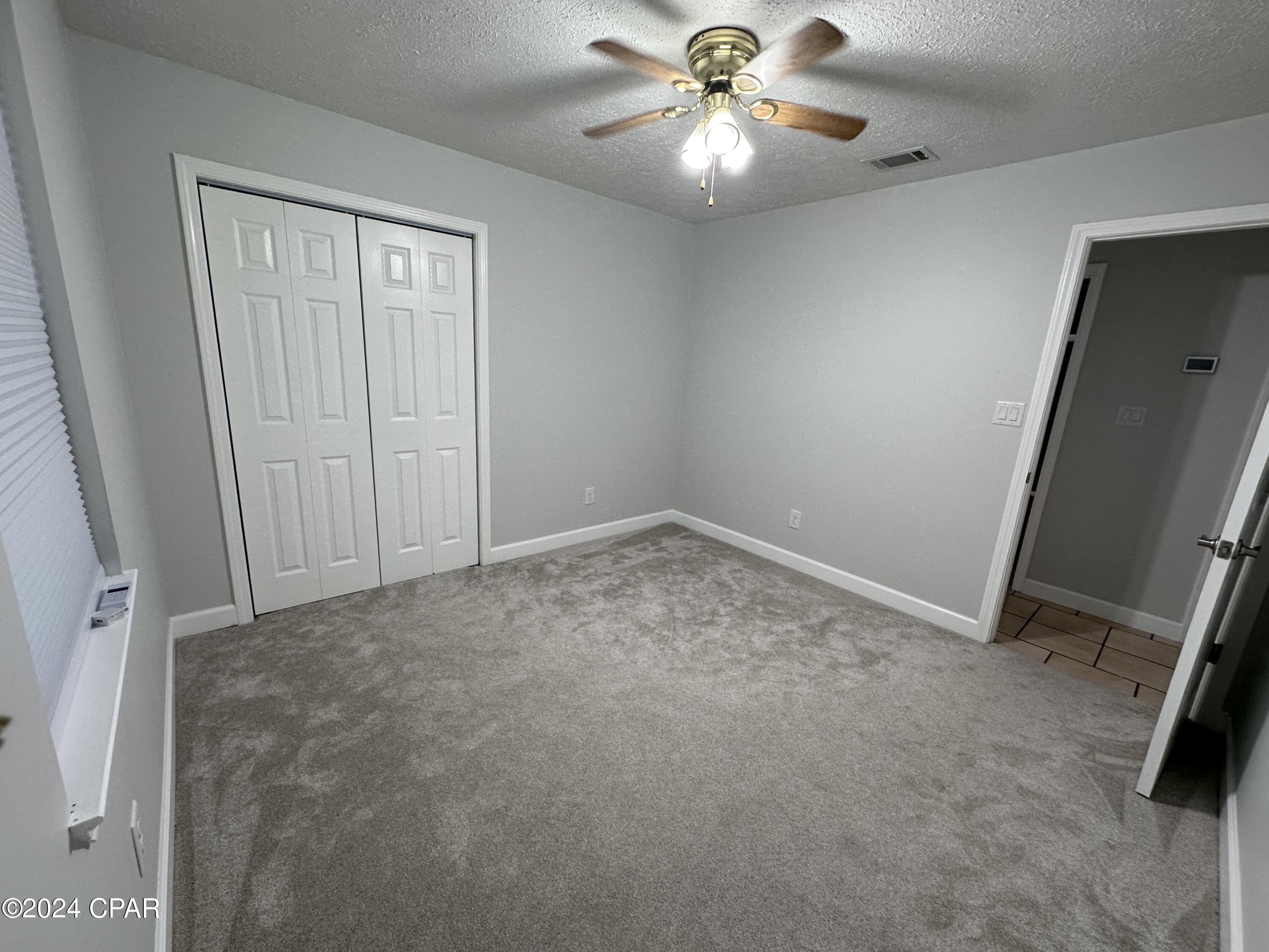 6047 Howard Road