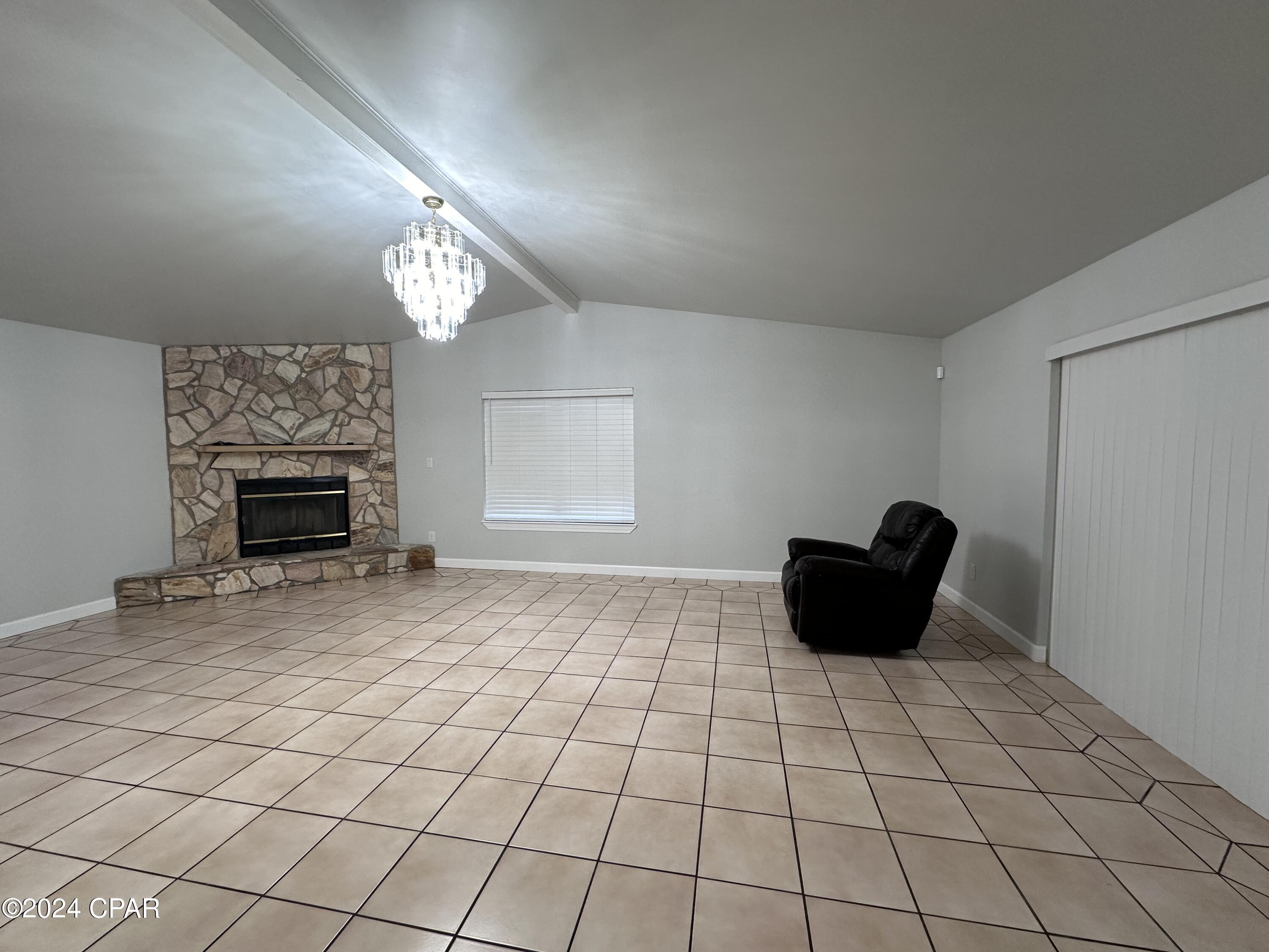 6047 Howard Road