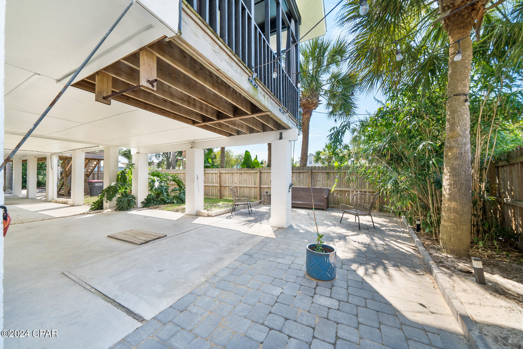 6621 S Lagoon Drive