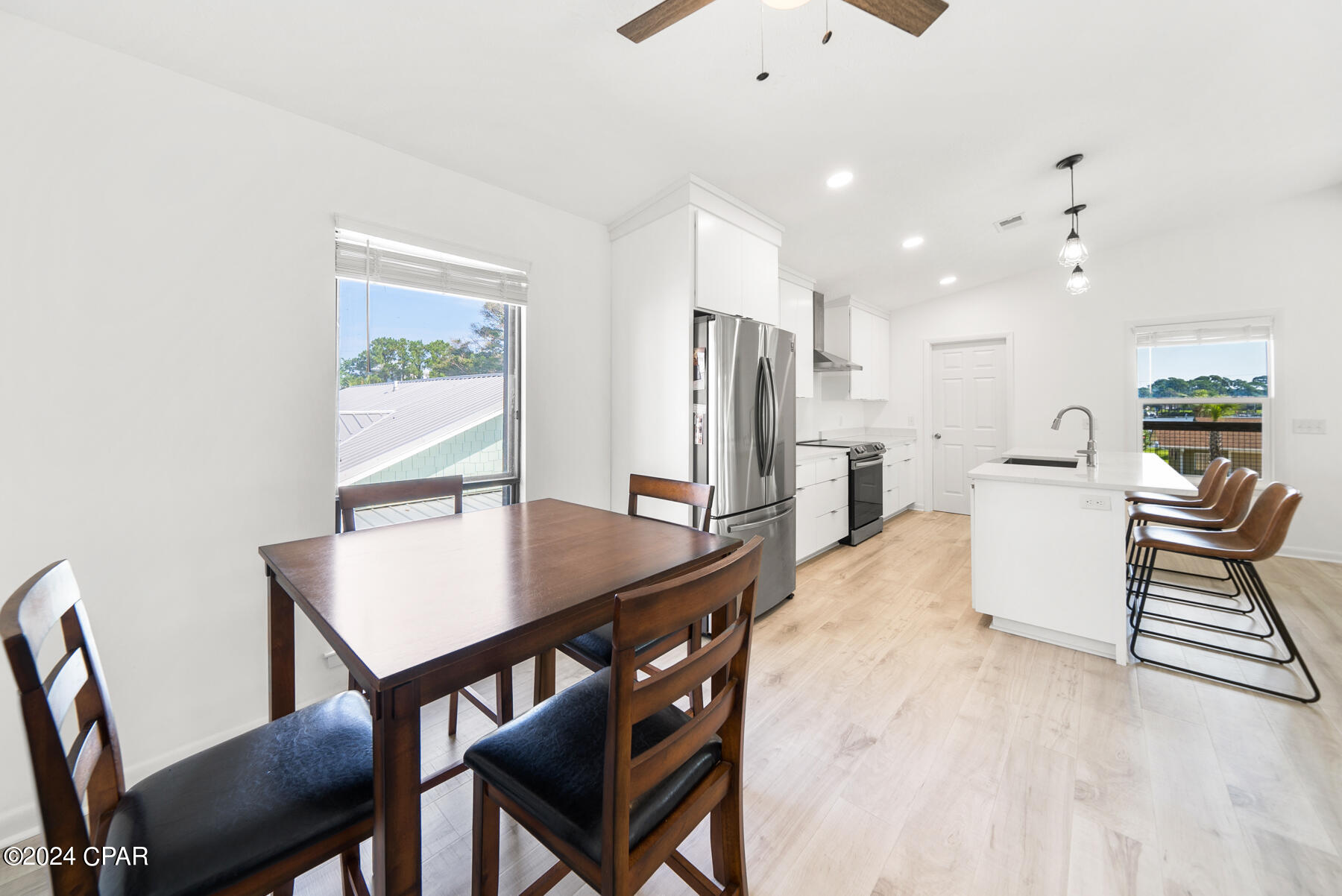6621 S Lagoon Drive