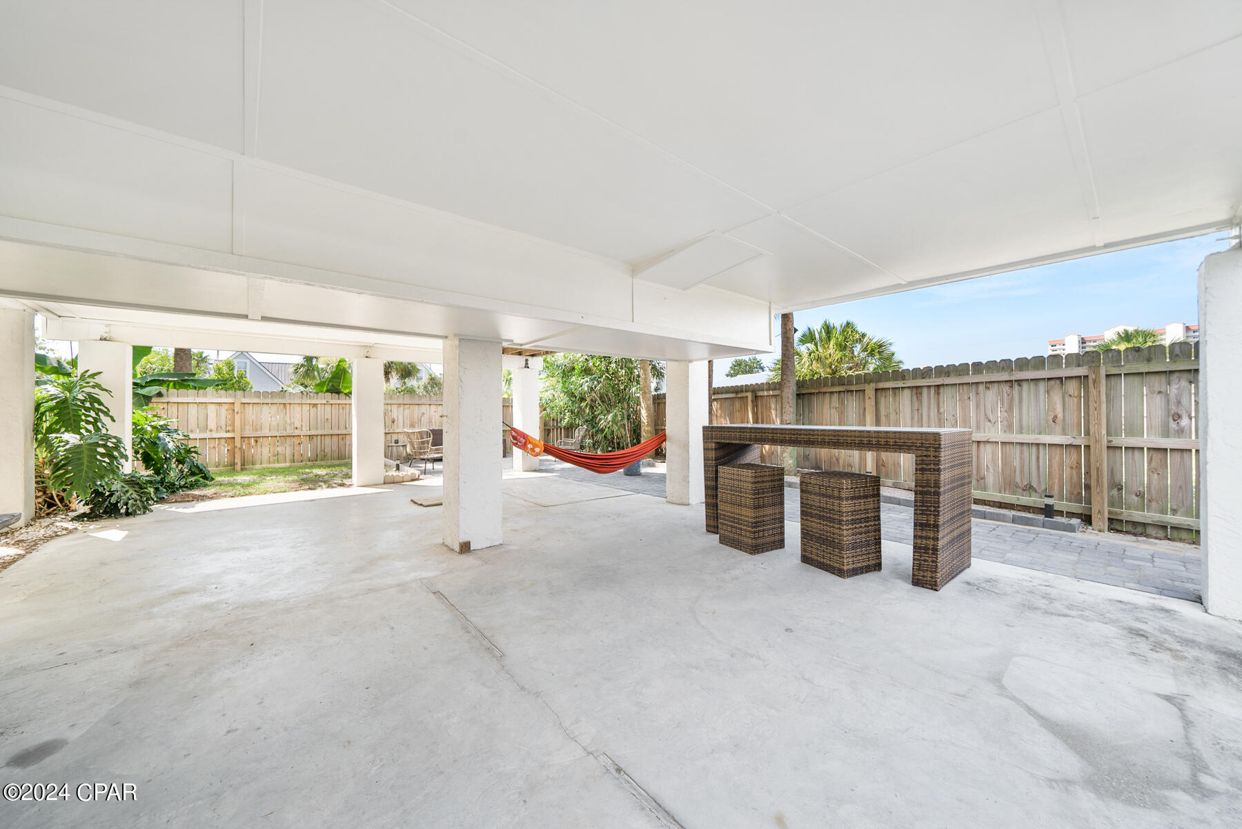 6621 S Lagoon Drive