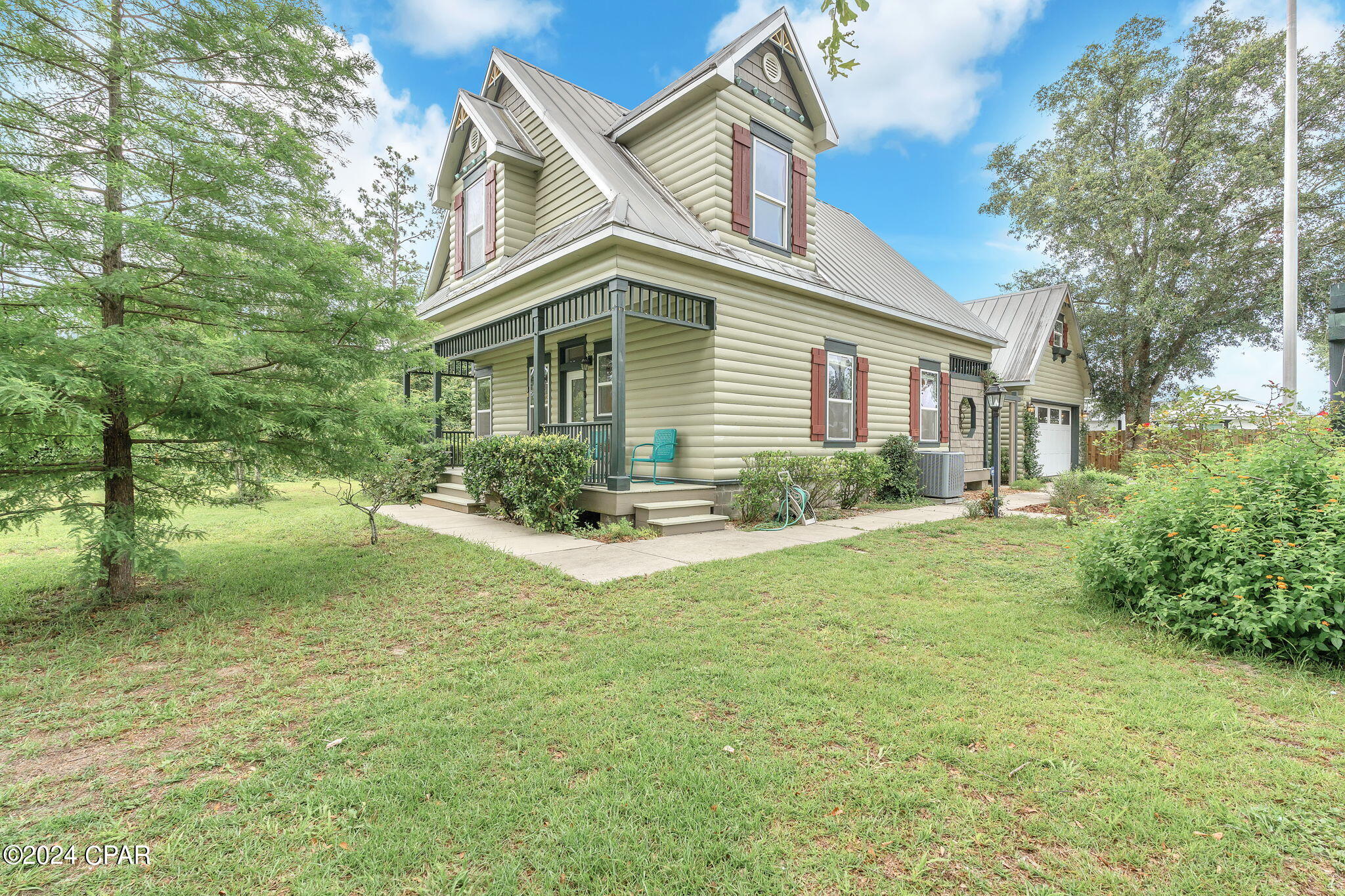 13728 E Highway 20