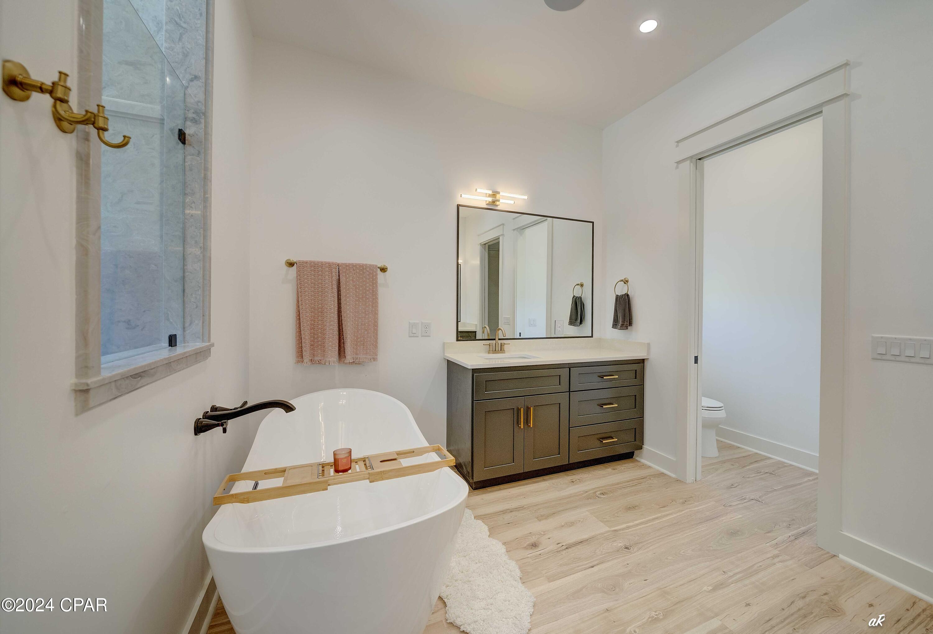 1102 Cove Pointe Drive